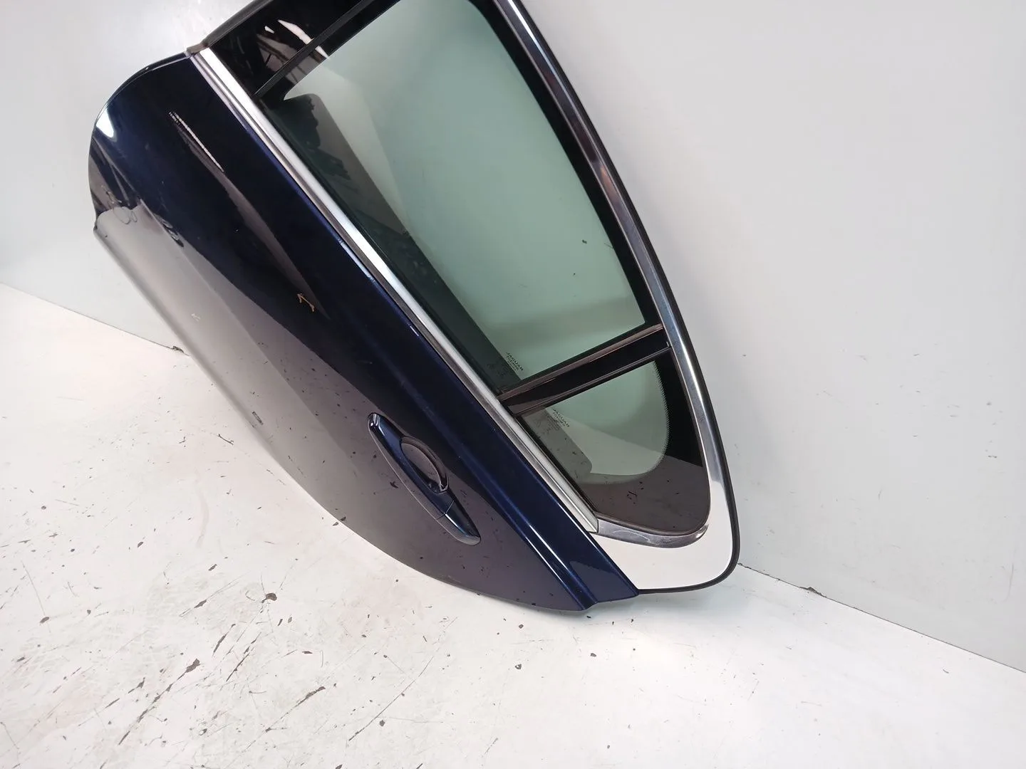 Puerta Trasera Izquierda para Jaguar Xe (X760)