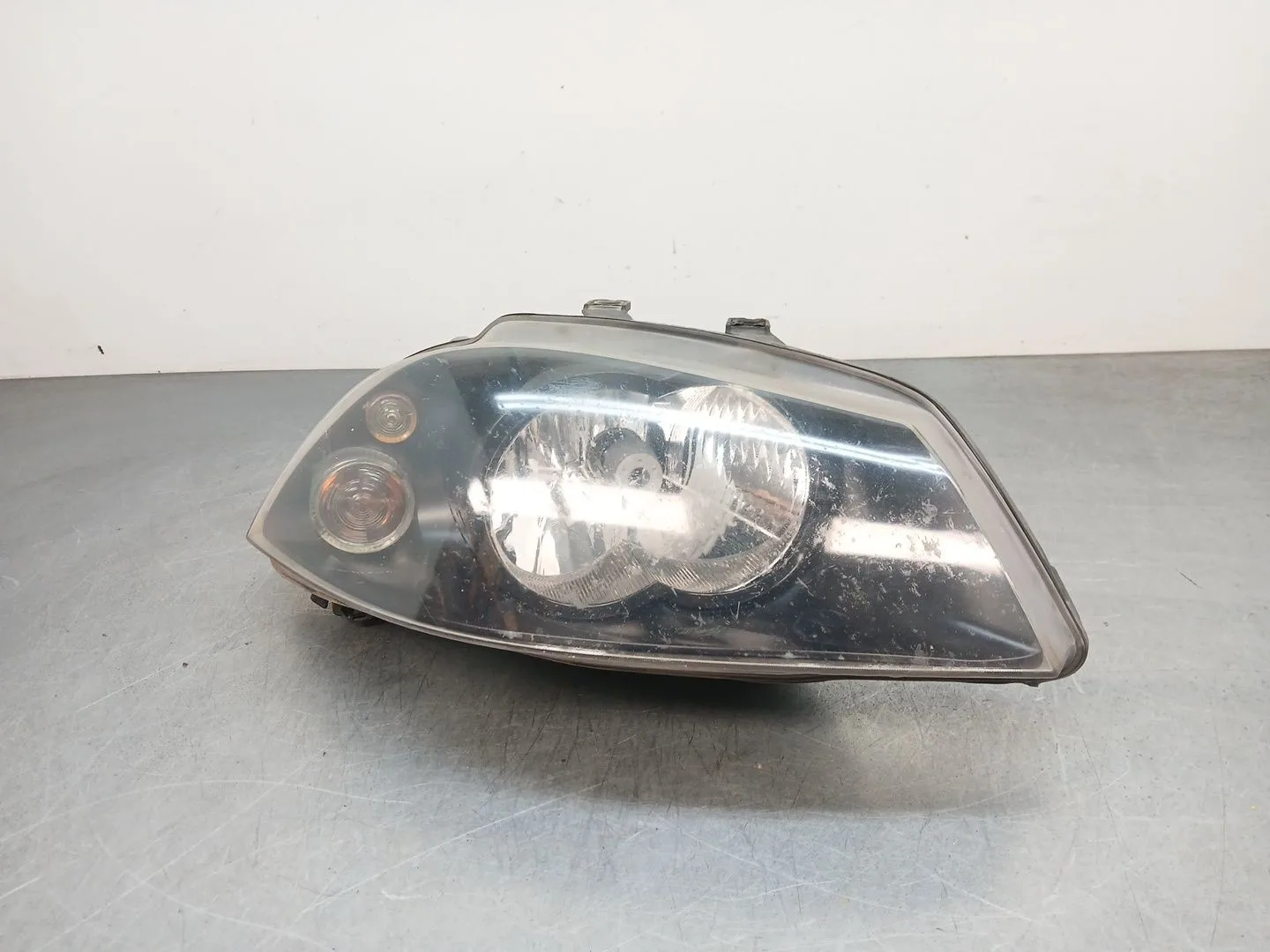Faro Derecho para Seat Ibiza Iii (6L1)
