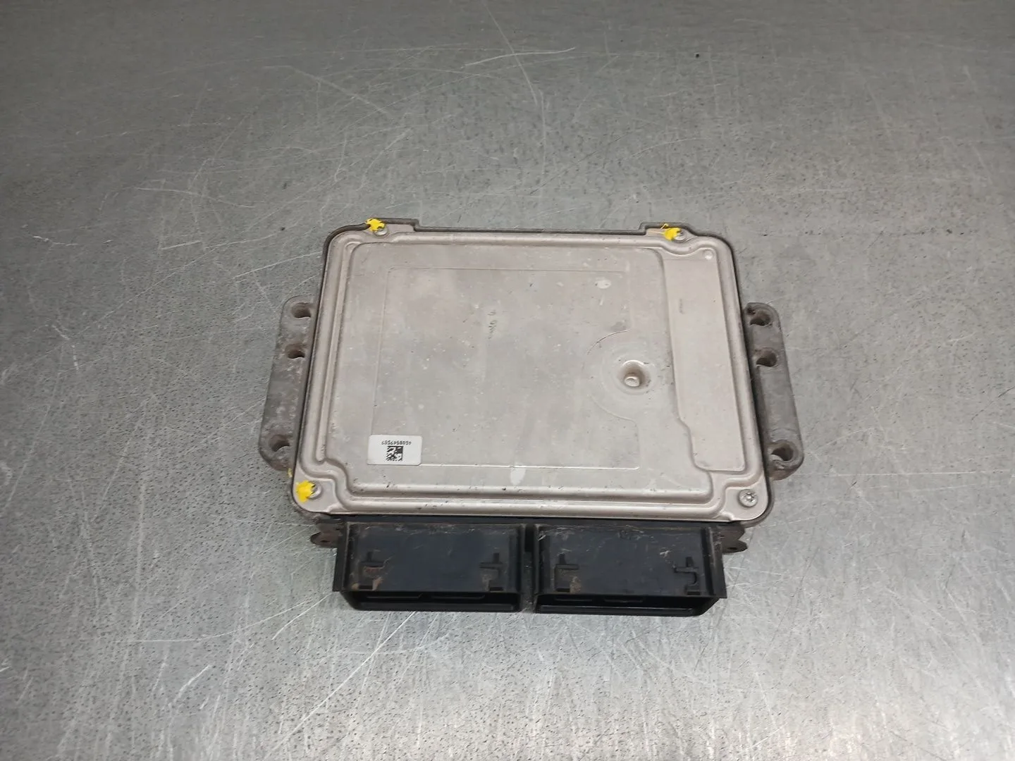 Centralita Motor Uce para Ford Focus Lim.
