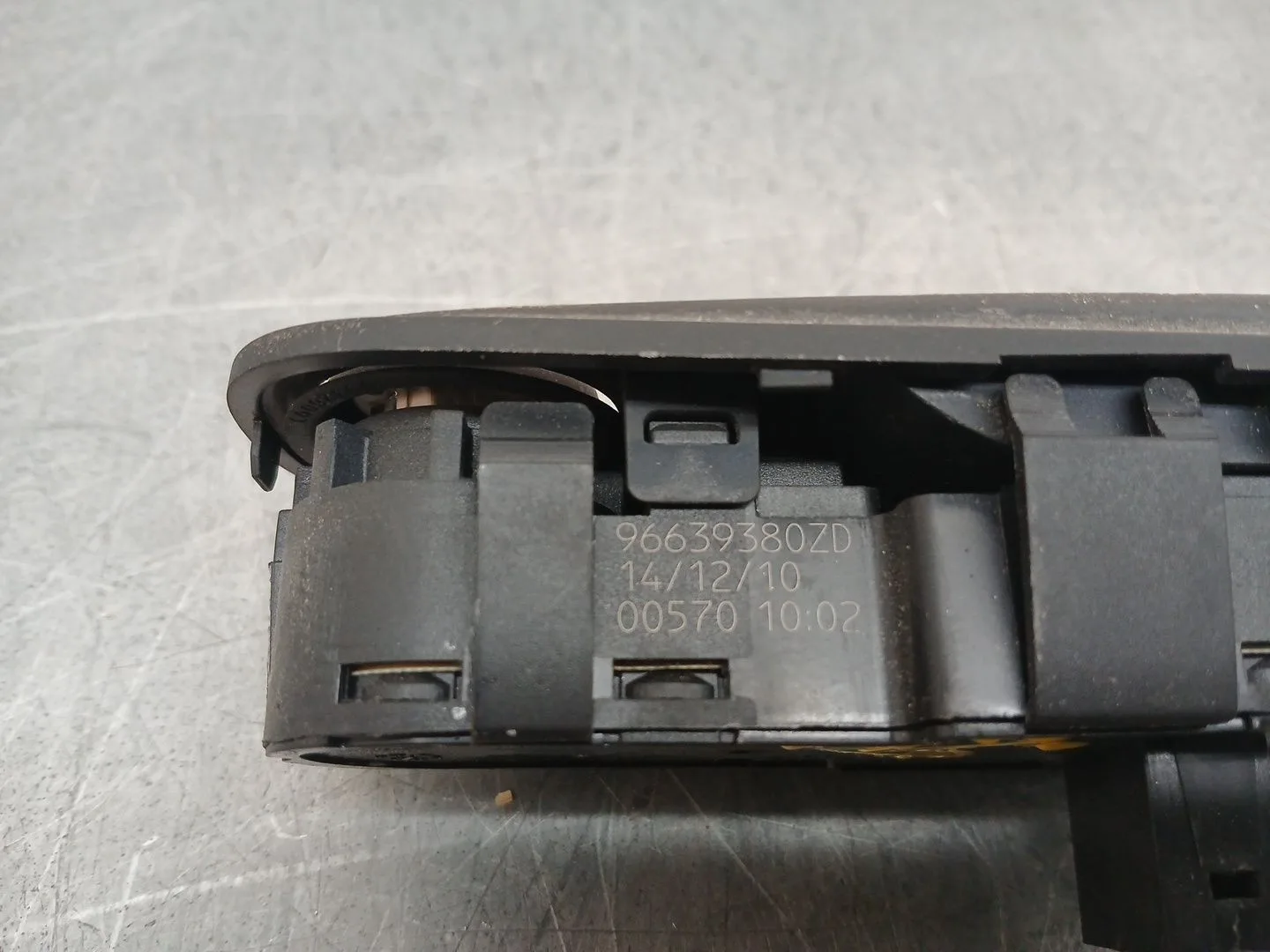 Mando Elevalunas Delantero Izquierdo para Citroën C4 Picasso I Monospace (Ud_)