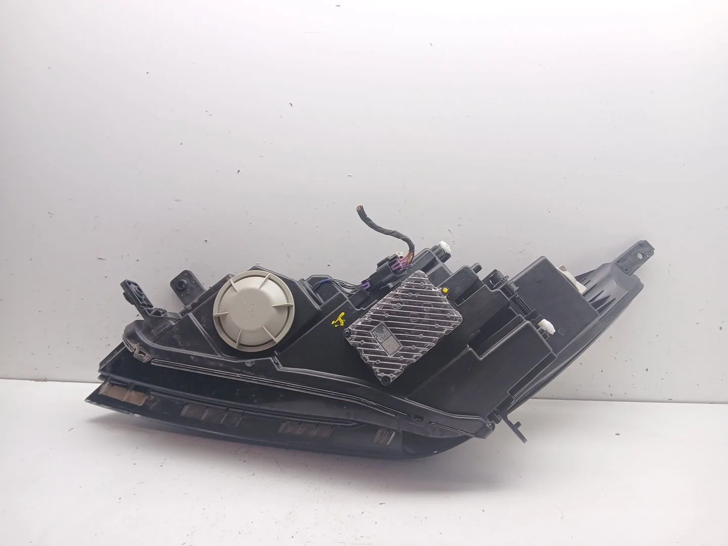 Faro Derecho para Mg Mg Hs (As23)