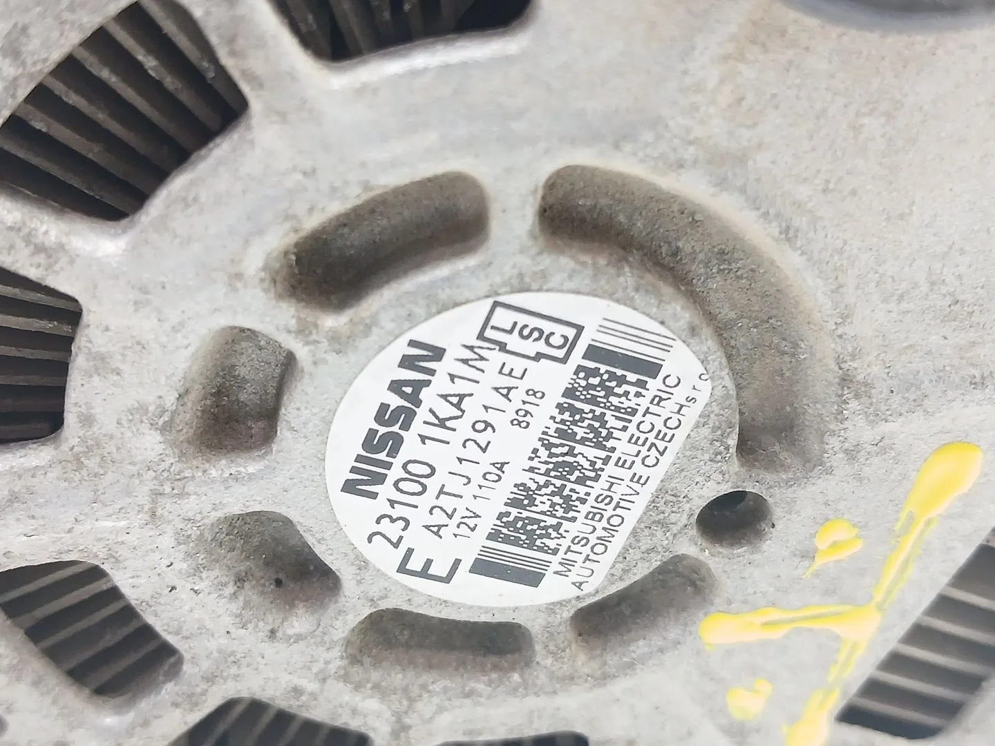 Alternador para Nissan Juke (F15)