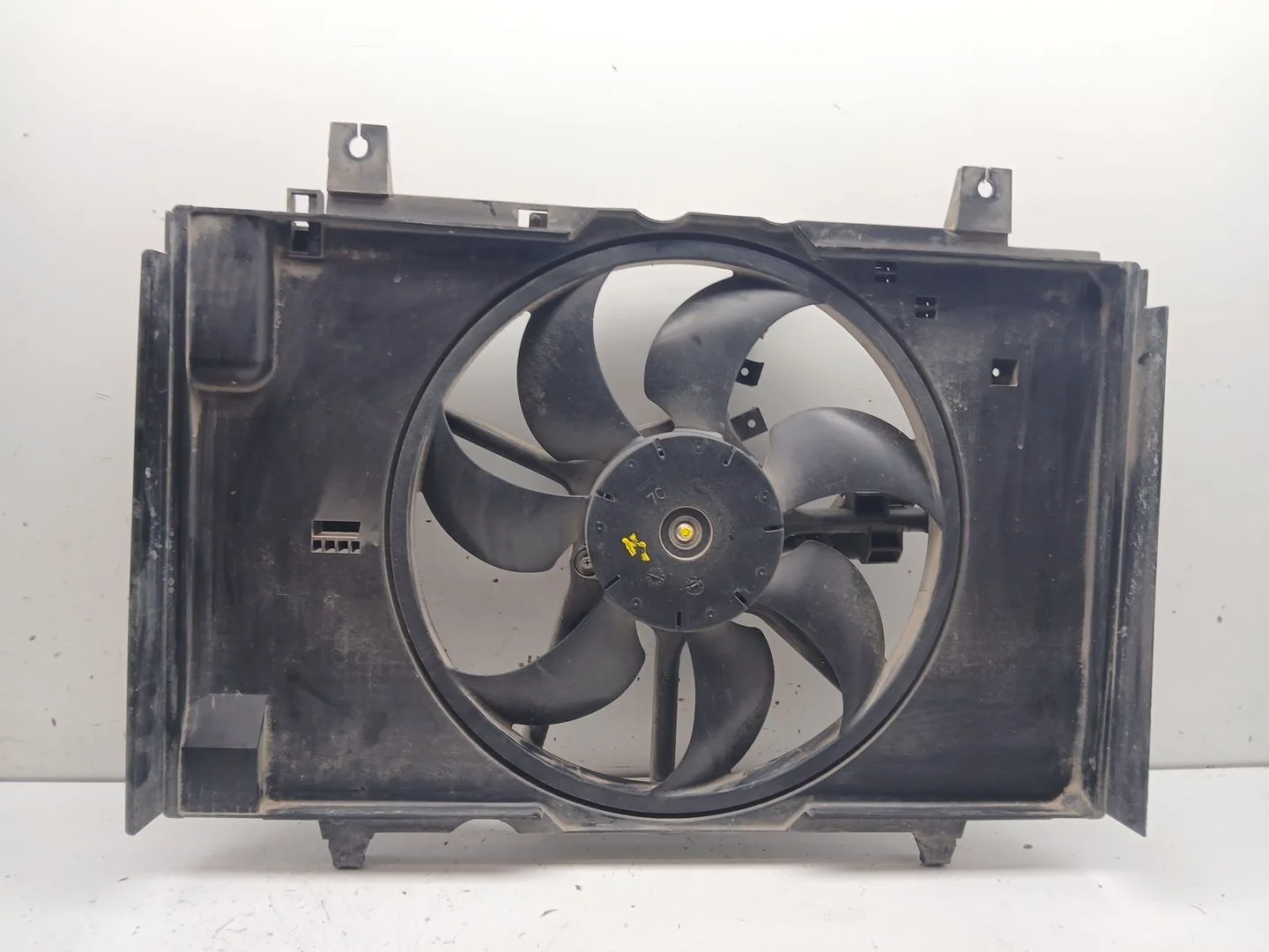 Electroventilador para Nissan Juke (F15)