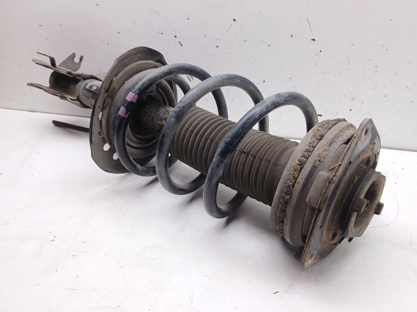 Amortiguador Delantero Izquierdo para Nissan Qashqai I (J10, Nj10)
