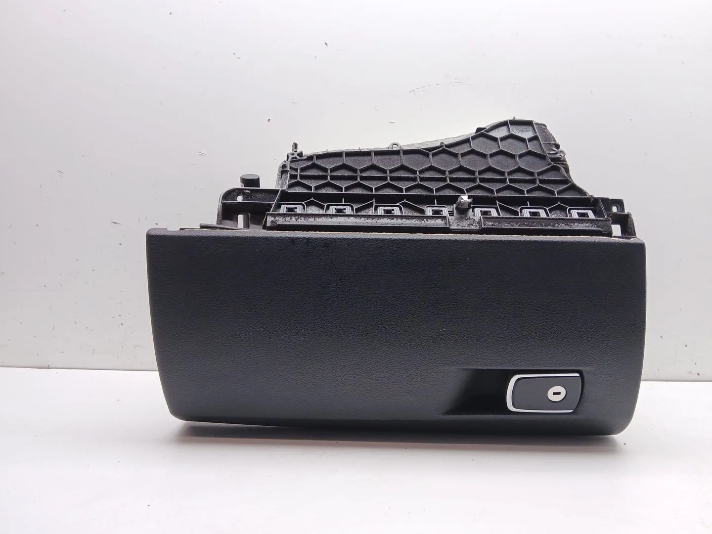 Guantera para Bmw 3 (F30, F80)