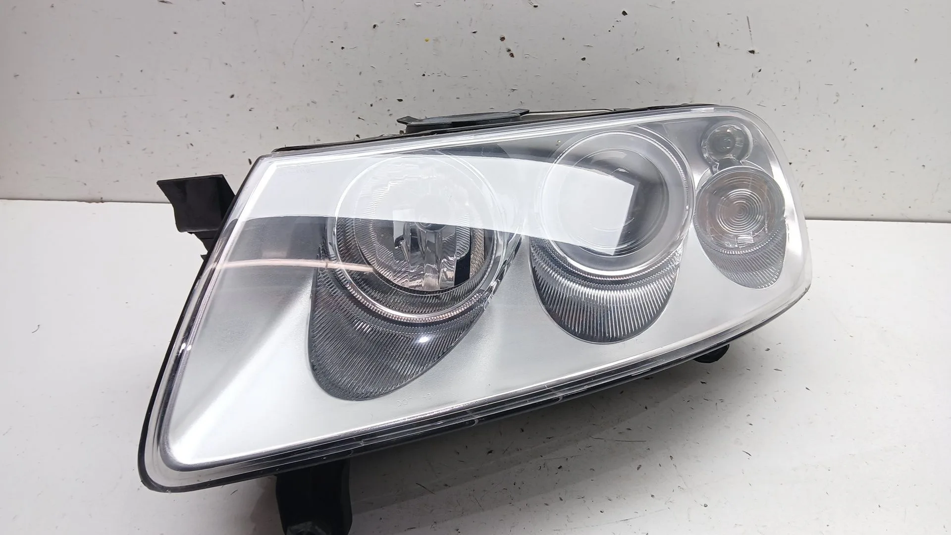 Faro Izquierdo para Volkswagen Touareg (7La, 7L6, 7L7)