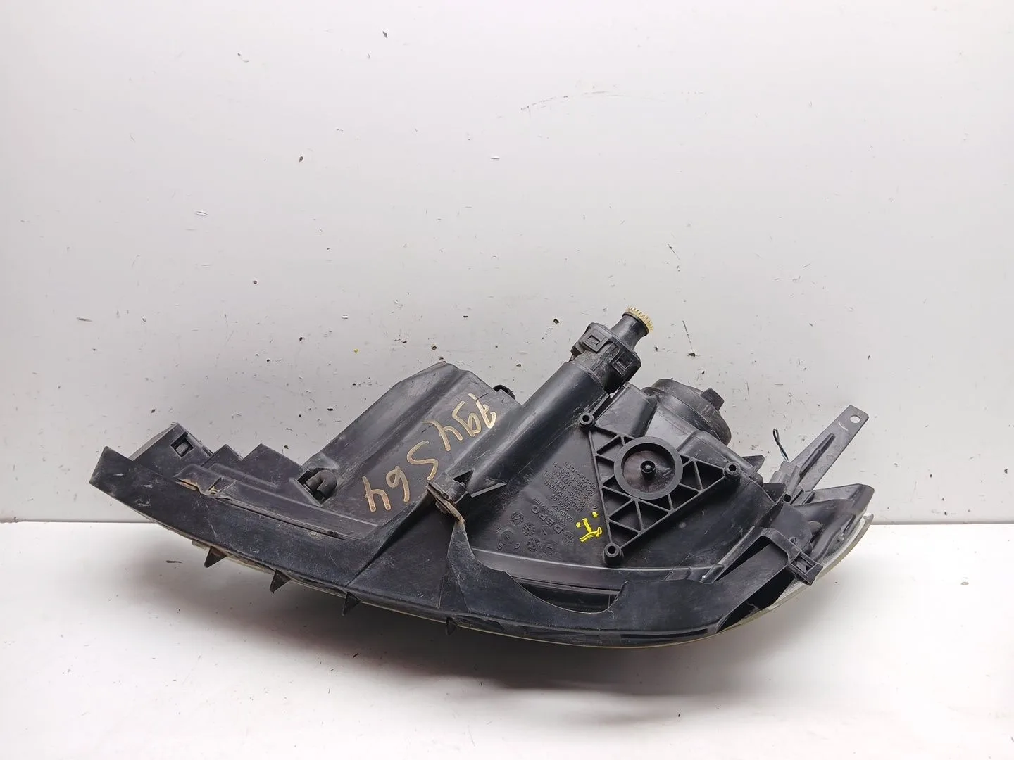 Faro Derecho para Mazda 3 (Bk)