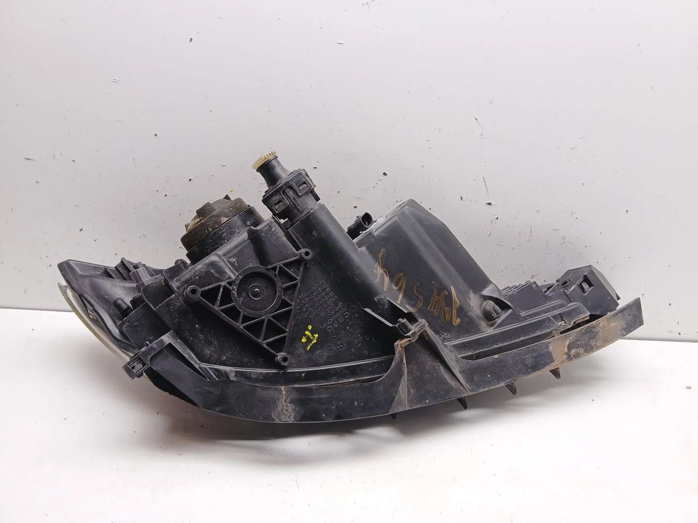 Faro Izquierdo para Mazda 3 (Bk)