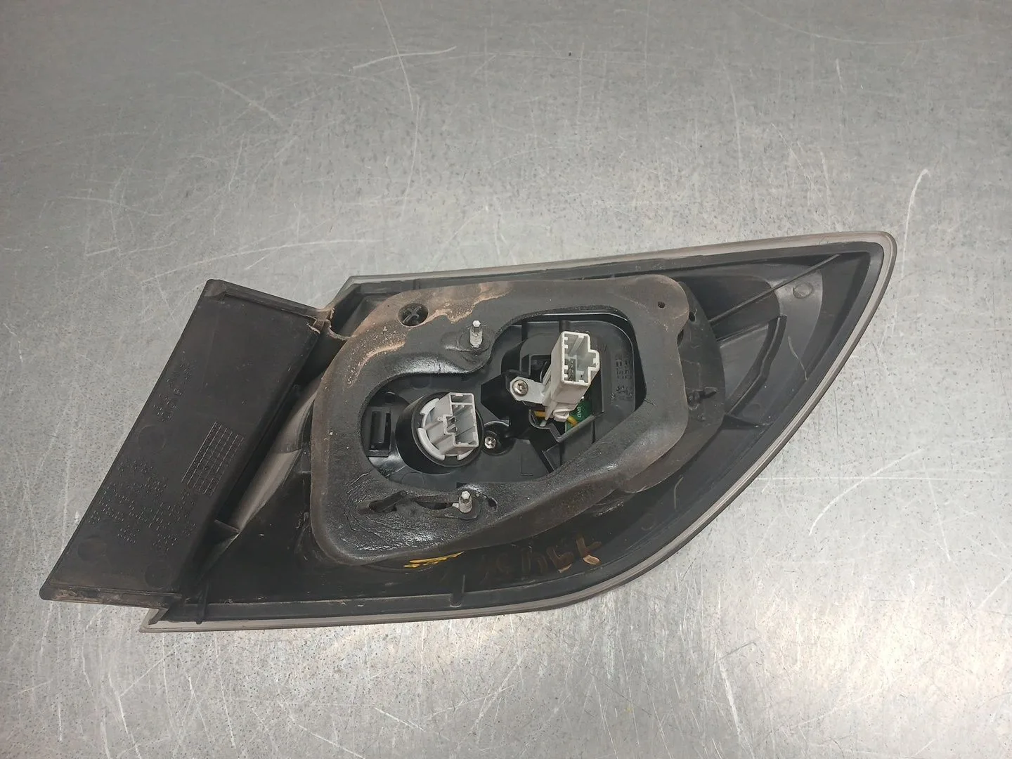Piloto Trasero Izquierdo para Mazda 3 (Bk)