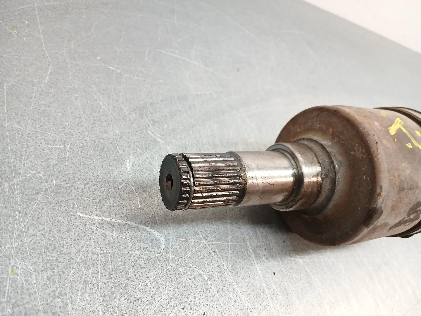 Transmision Delantera Izquierda para Mazda 3 (Bk)