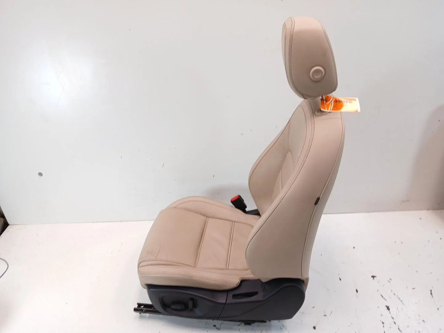 Asiento Delantero Izquierdo para Jaguar Xe (X760)