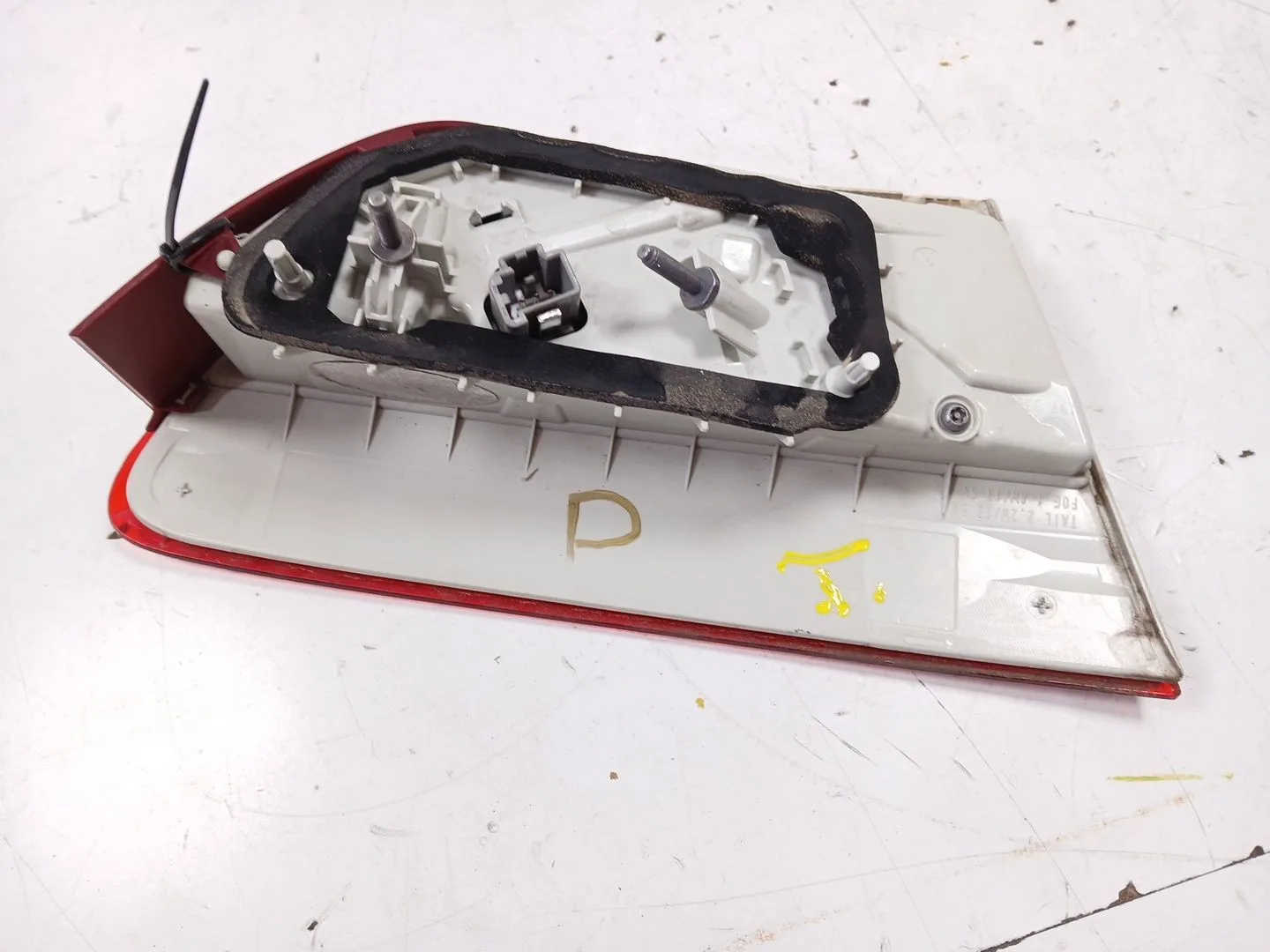 Piloto Trasero Derecho Interior para Jaguar Xe (X760)