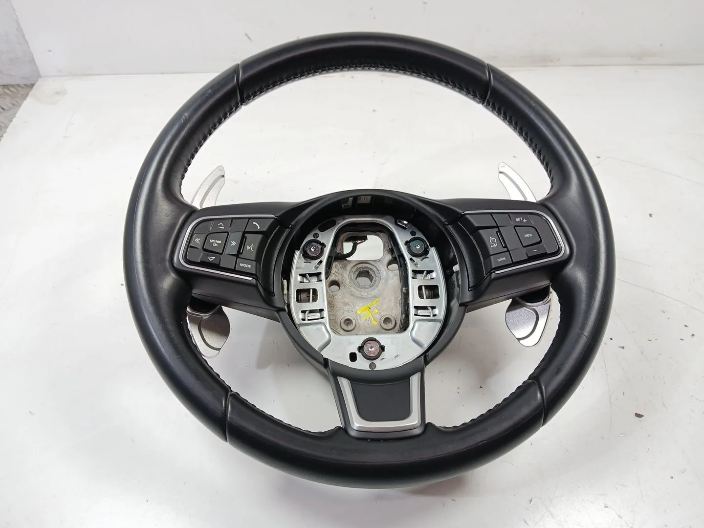 Volante para Jaguar Xe (X760)
