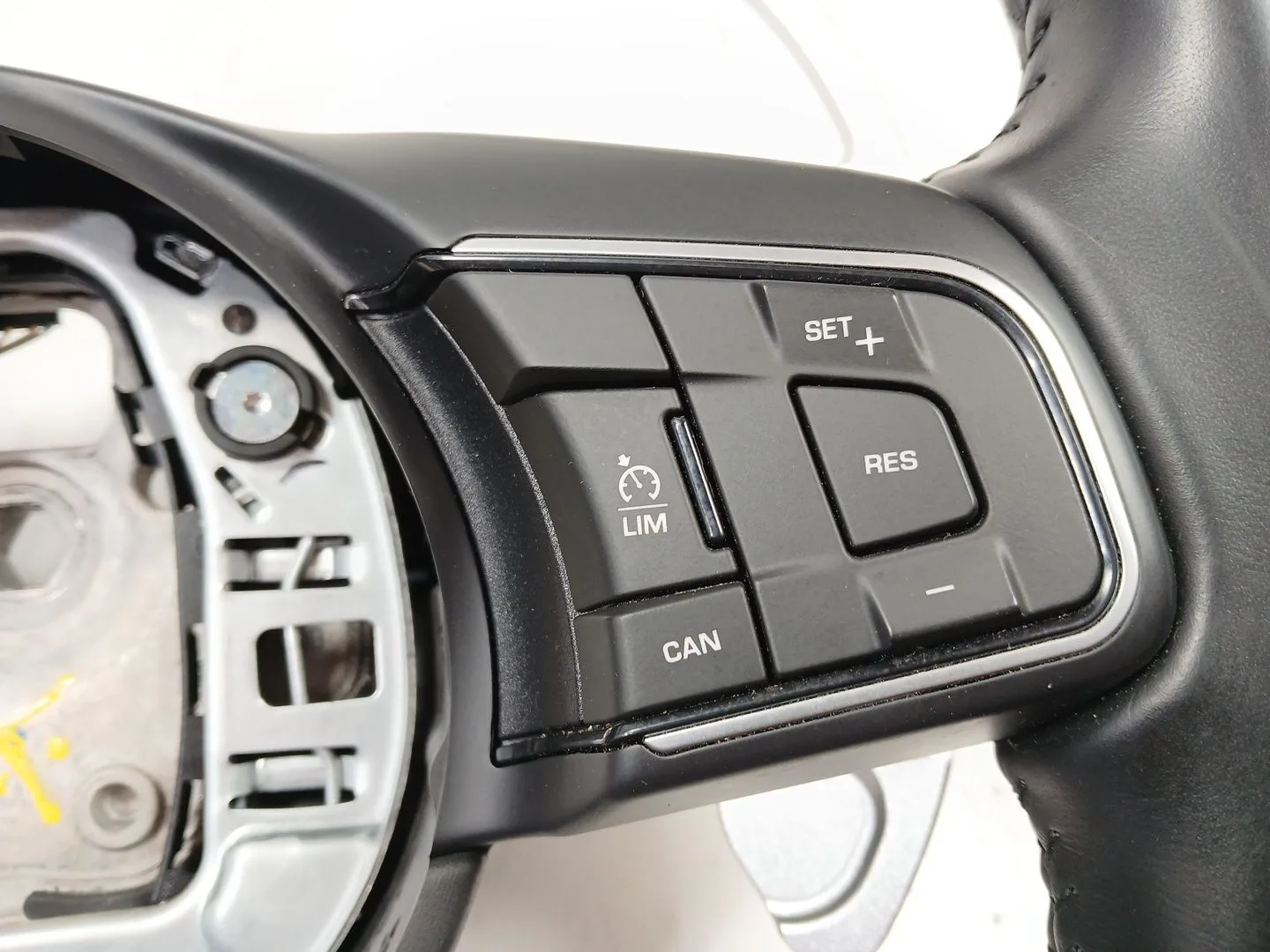 Volante para Jaguar Xe (X760)