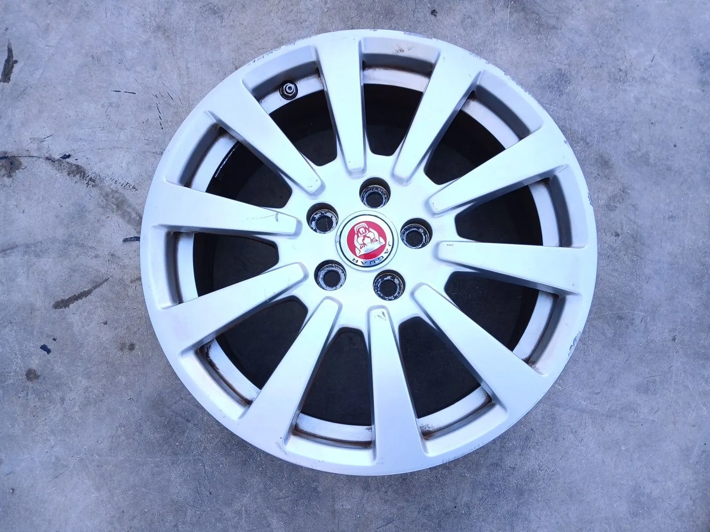 Llanta para Jaguar Xe (X760)