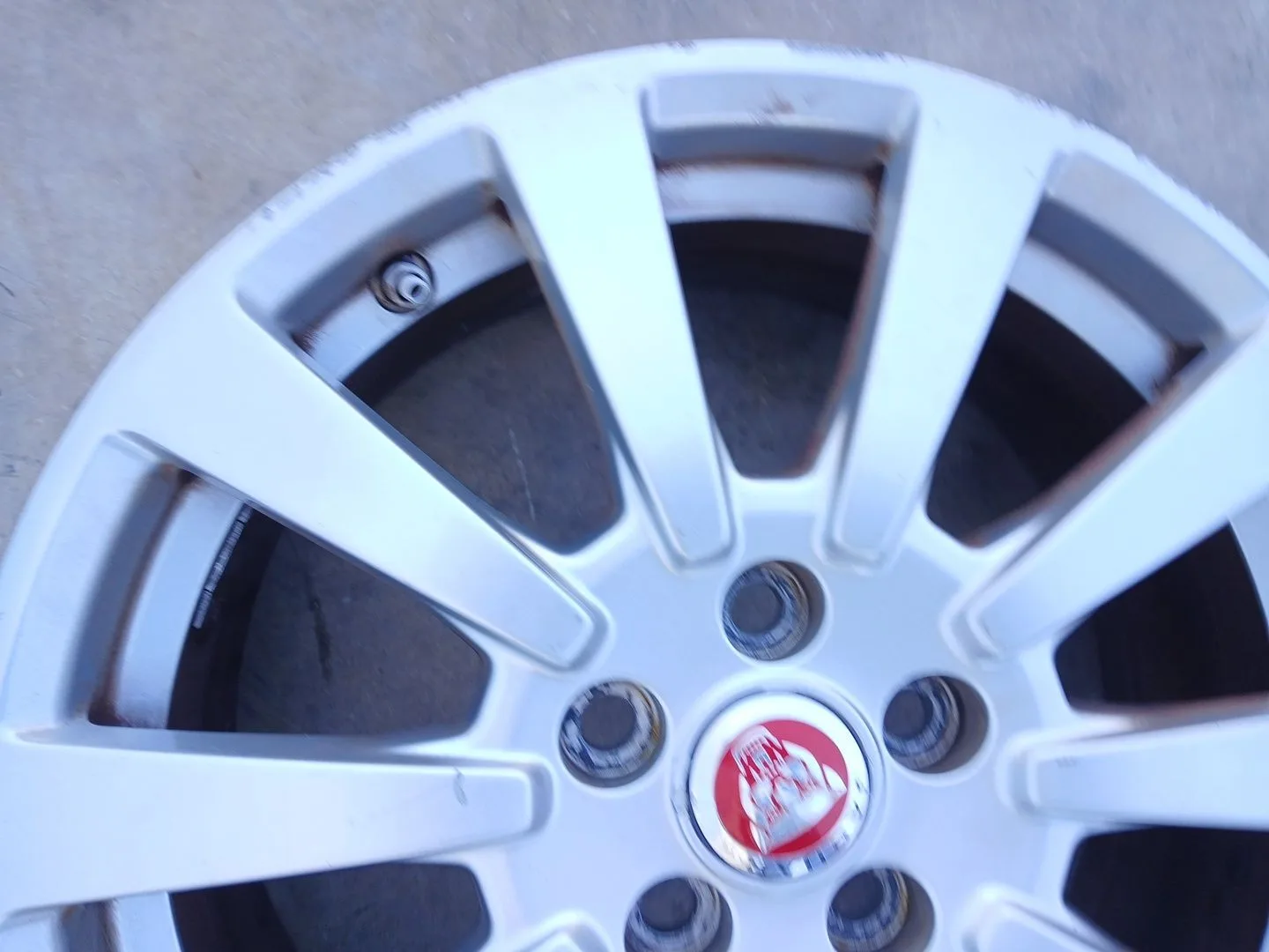 Llanta para Jaguar Xe (X760)
