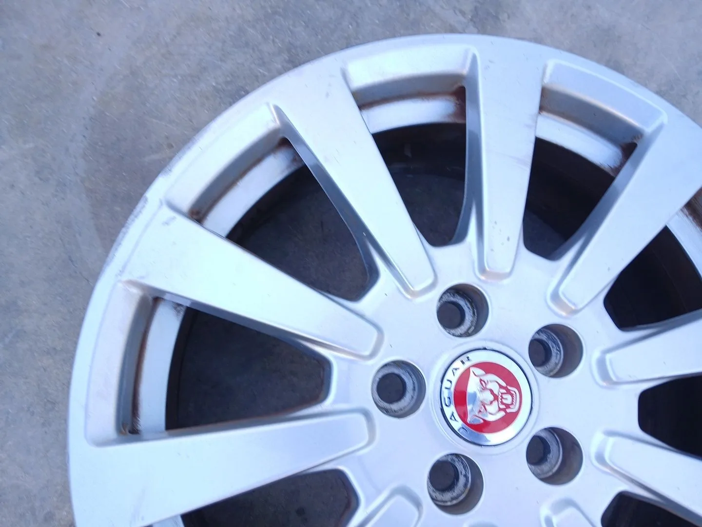 Llanta para Jaguar Xe (X760)
