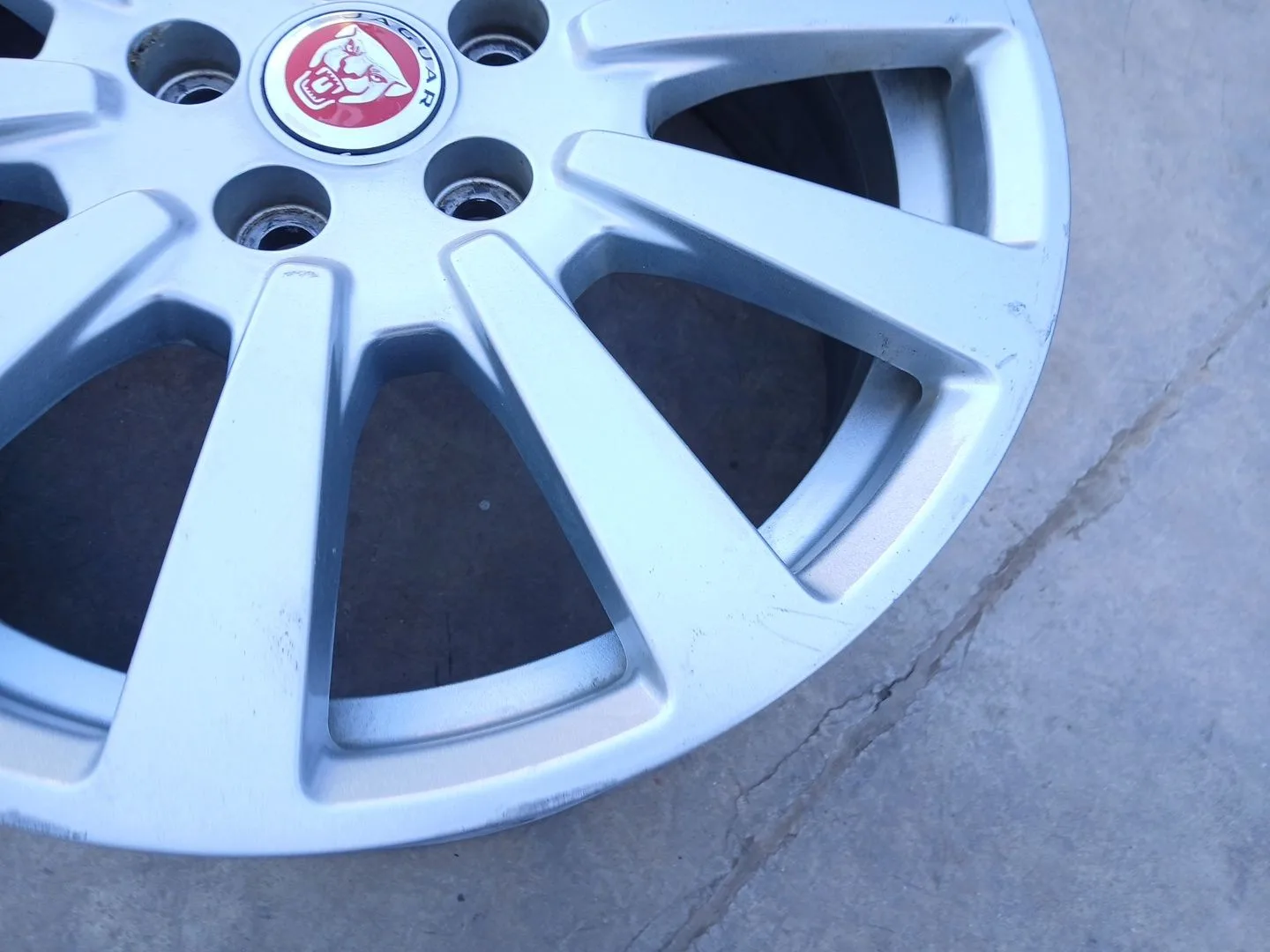 Llanta para Jaguar Xe (X760)