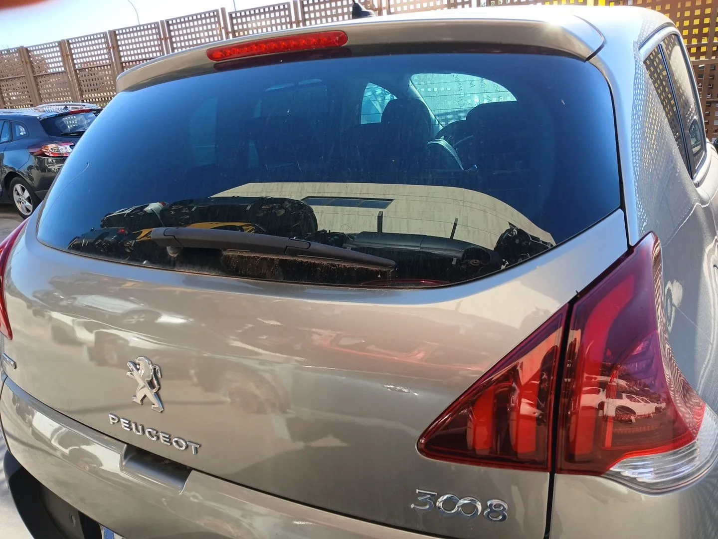 Porton Trasero para Peugeot 3008 I Monospace (0U_)
