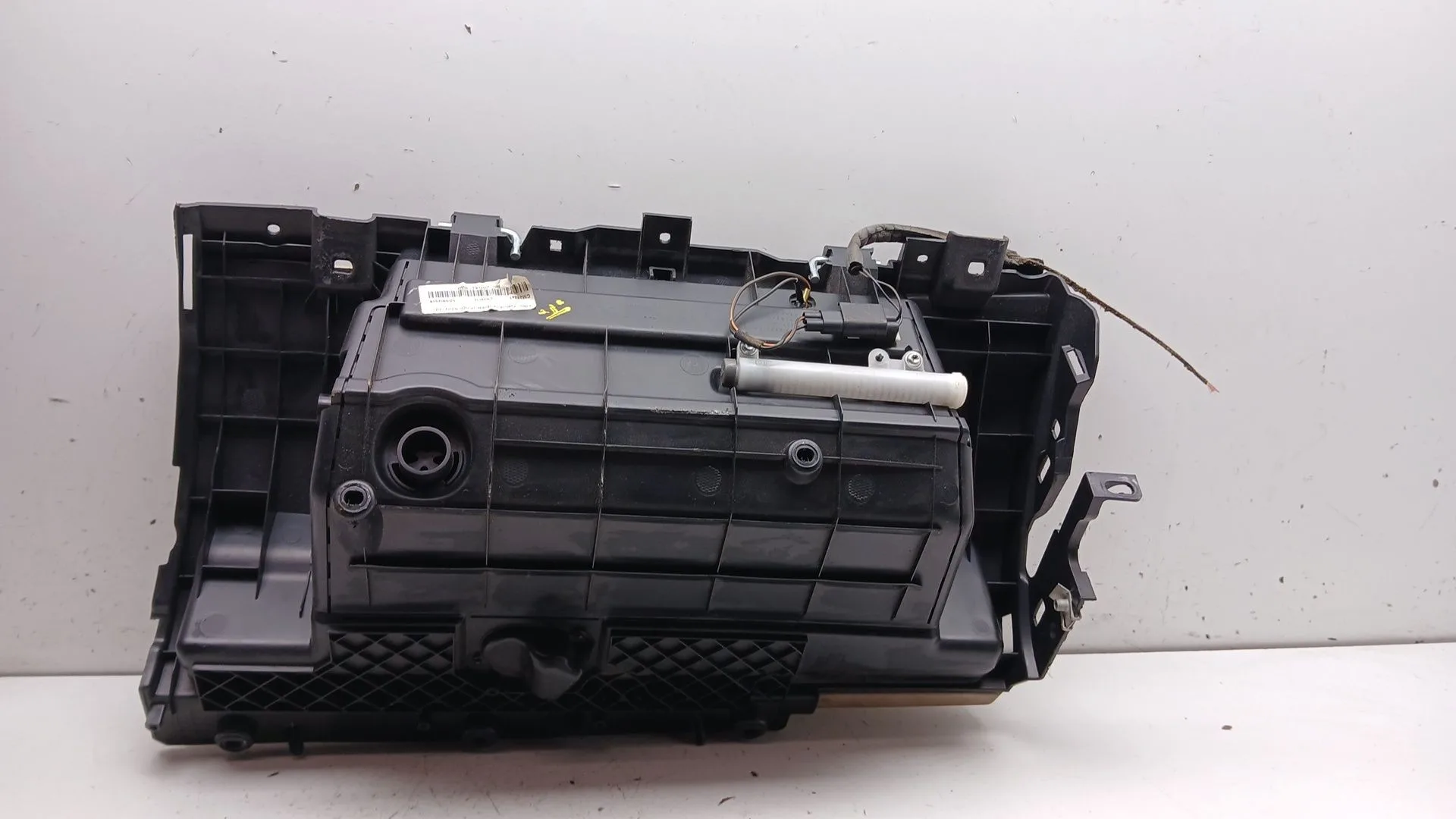 Guantera para Jaguar Xe (X760)