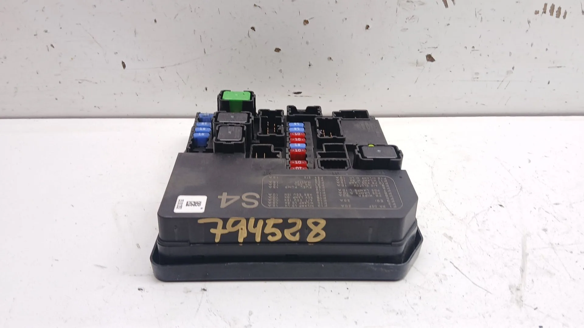 Caja Reles / Fusibles para Nissan Juke (F15)