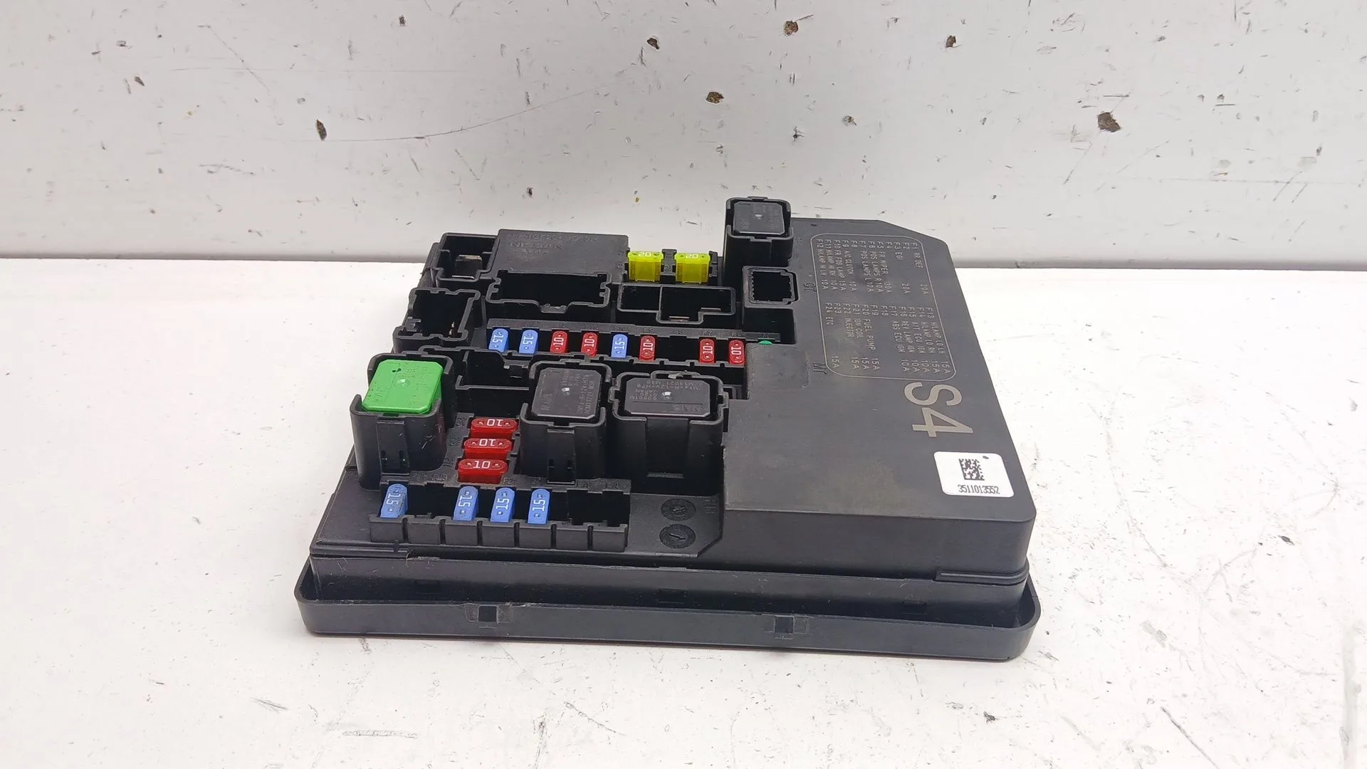 Caja Reles / Fusibles para Nissan Juke (F15)