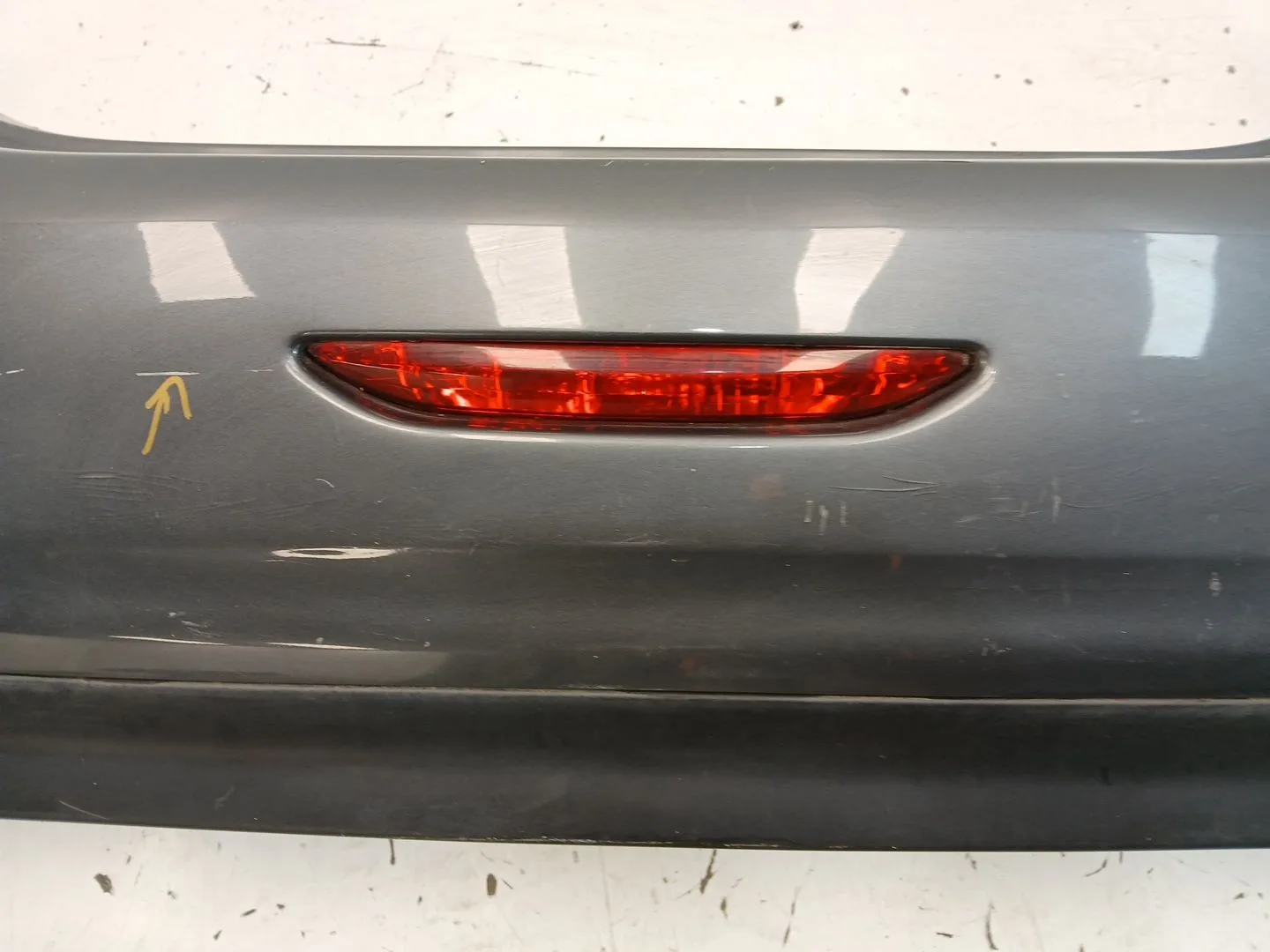Paragolpes Trasero para Peugeot 208 I (Ca_, Cc_)