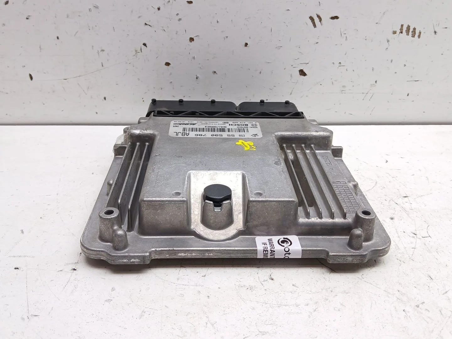 Centralita Motor Uce para Chevrolet Aveo Sedan (T300)