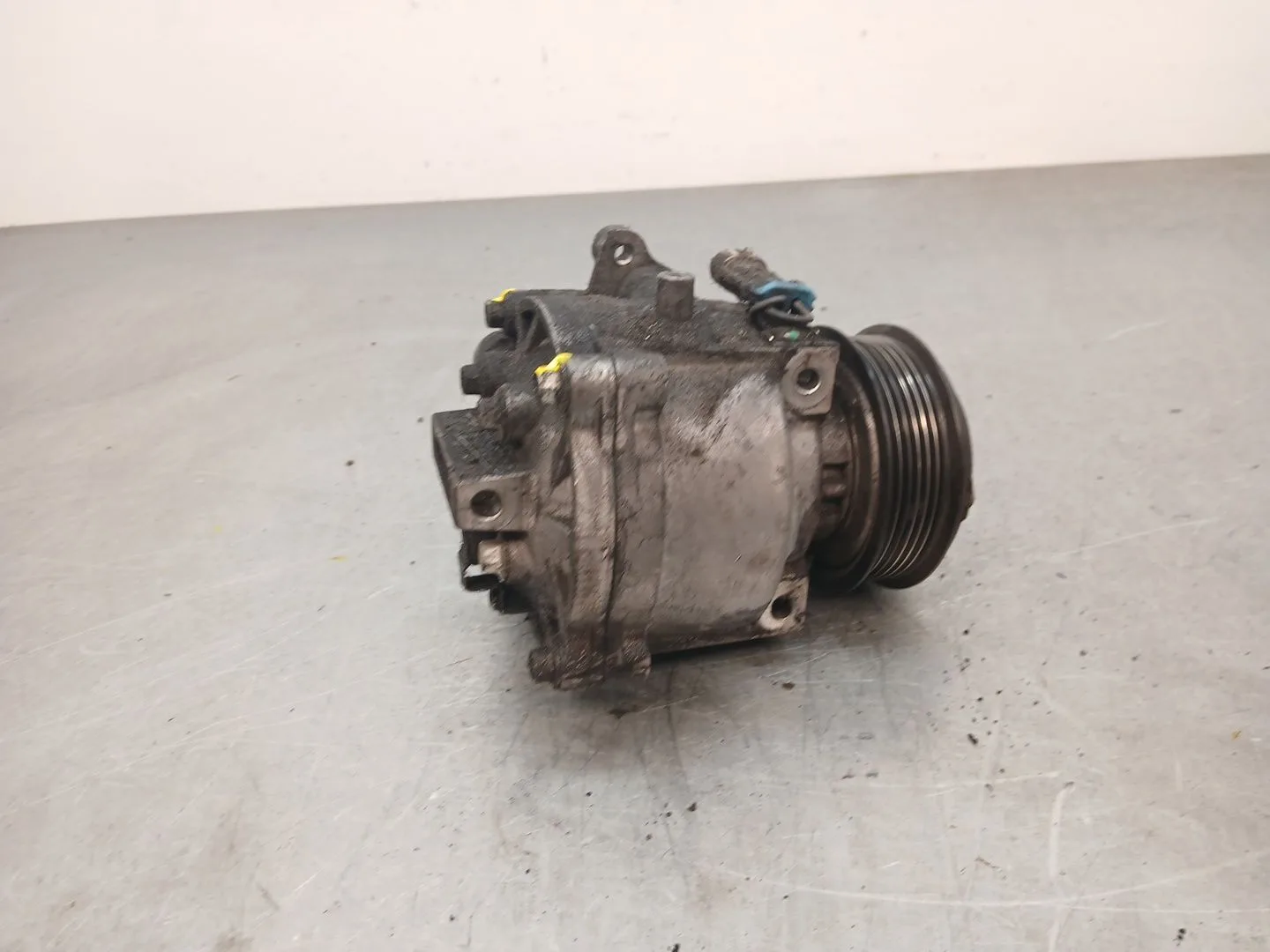 Compresor Aire Acondicionado para Chevrolet Aveo Sedan (T300)