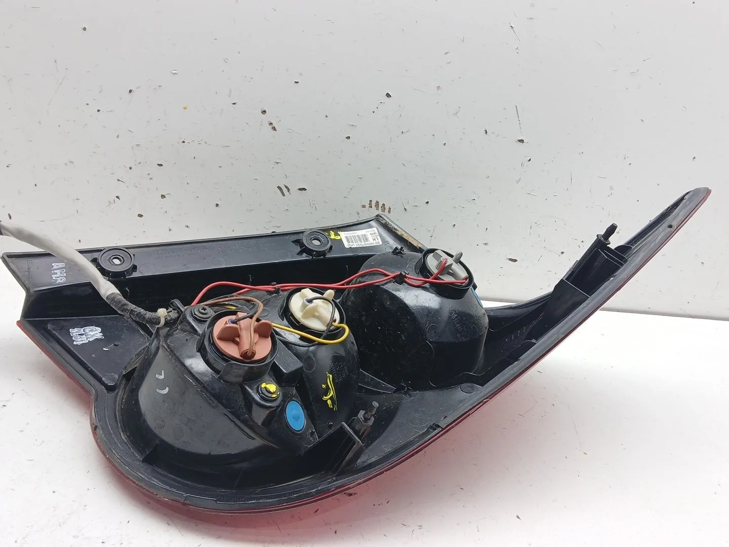 Piloto Trasero Izquierdo para Chevrolet Aveo Sedan (T300)