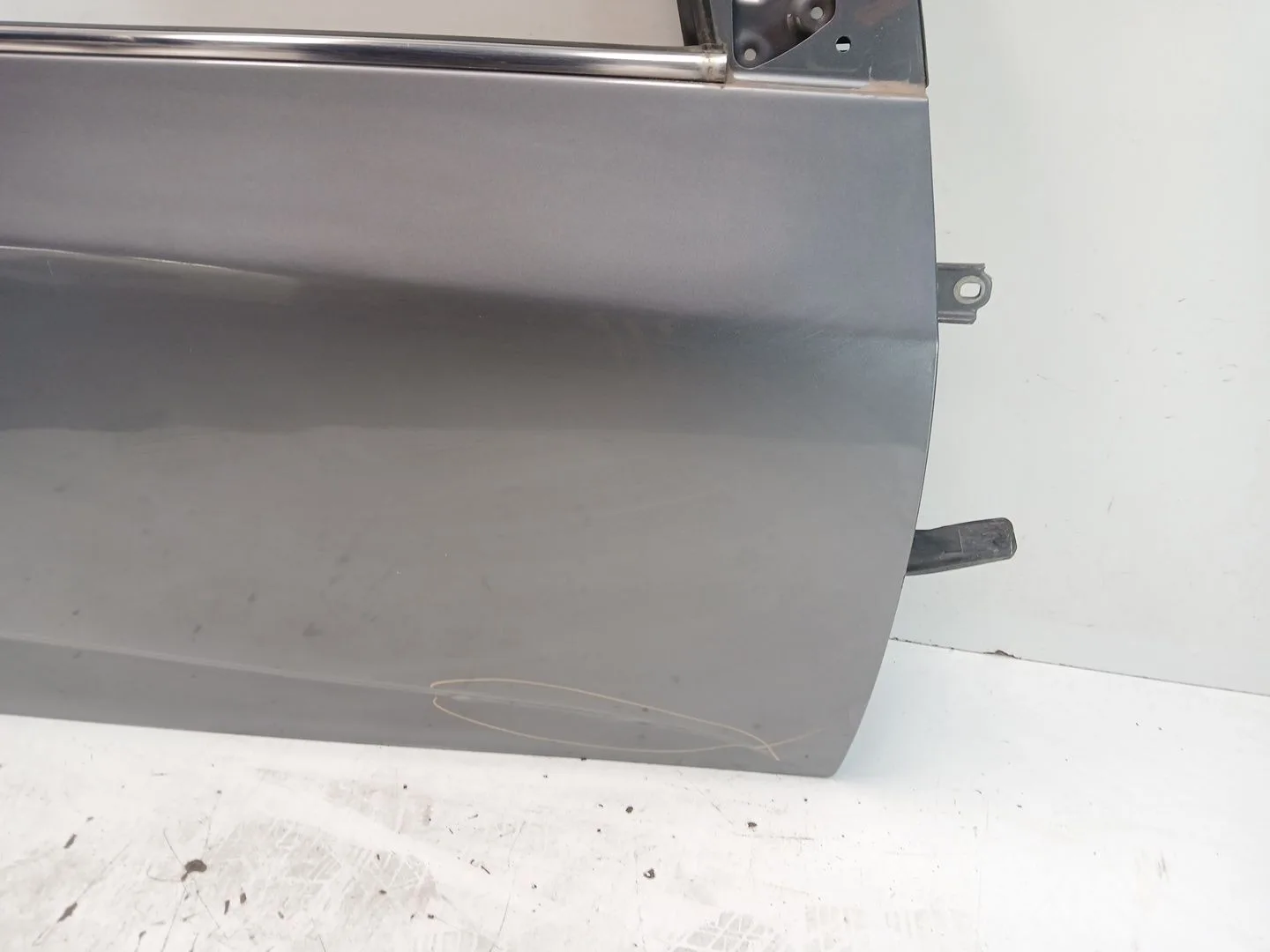 Puerta Delantera Derecha para Chevrolet Aveo Sedan (T300)
