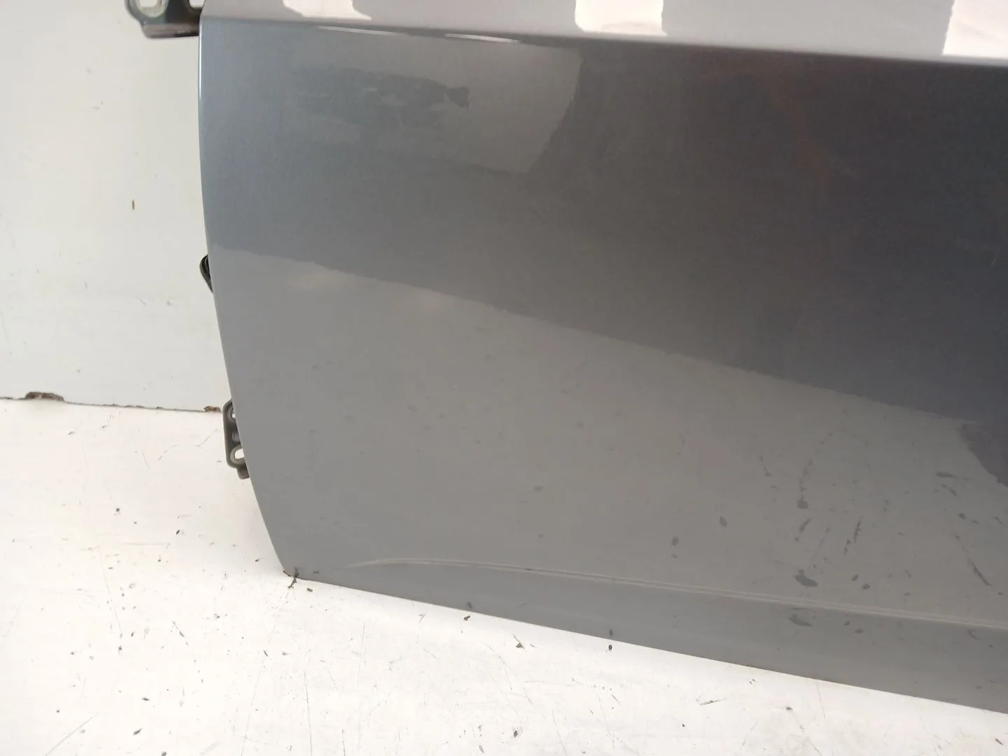 Puerta Delantera Izquierda para Chevrolet Aveo Sedan (T300)