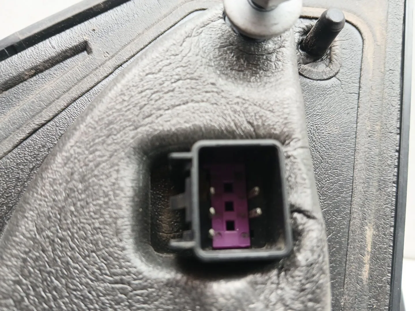 Retrovisor Derecho para Chevrolet Aveo Sedan (T300)