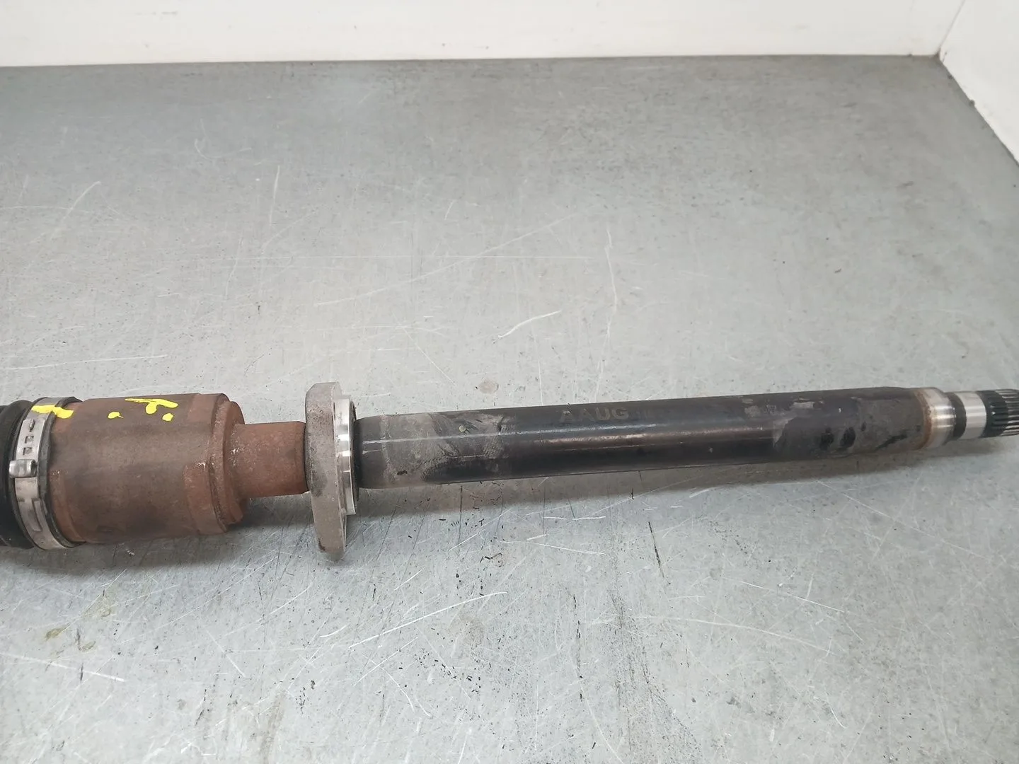 Transmision Delantera Derecha para Chevrolet Aveo Sedan (T300)