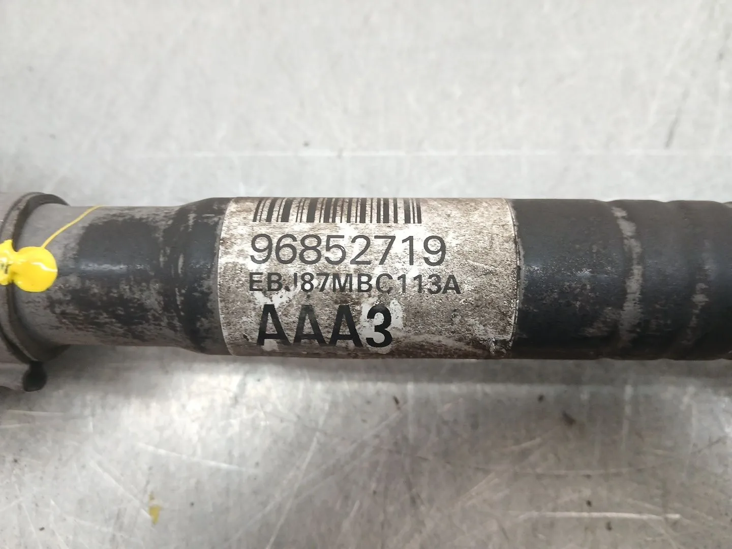 Transmision Delantera Derecha para Chevrolet Aveo Sedan (T300)