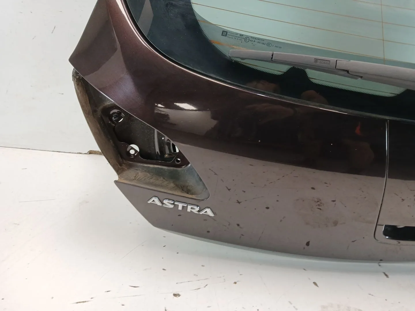 Porton Trasero para Opel Astra J (P10)