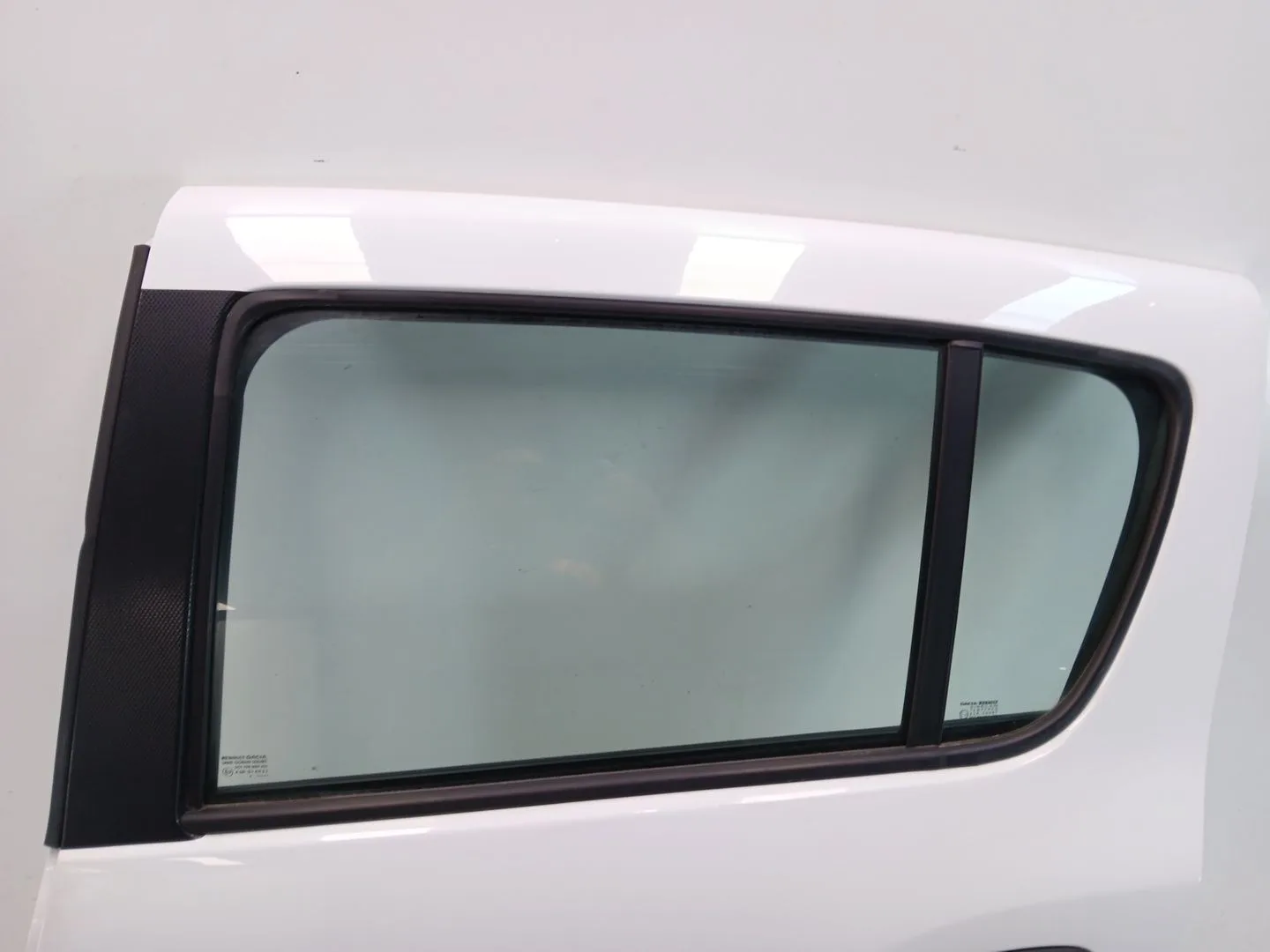 Puerta Trasera Izquierda para Dacia Sandero Ii (B8_)