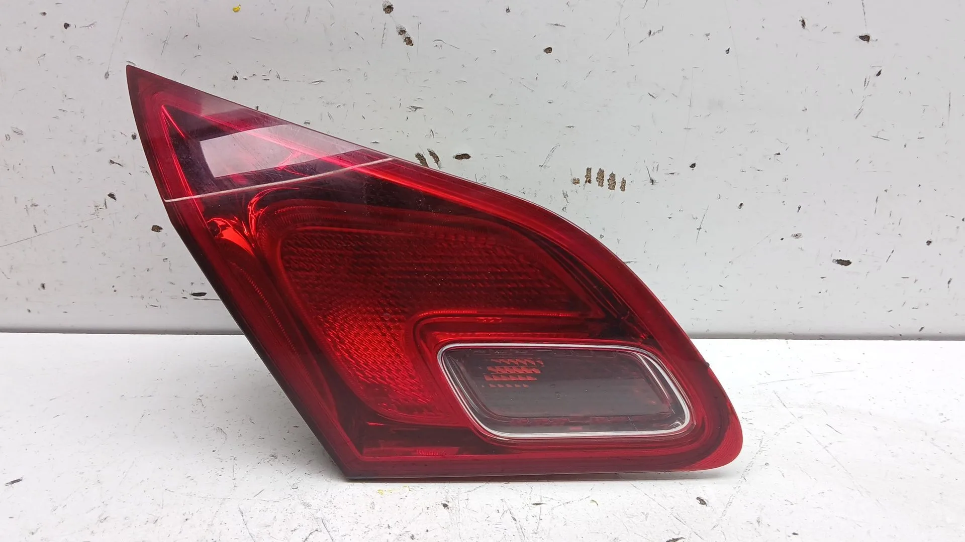 Piloto Trasero Izquierdo Interior para Opel Astra J (P10)
