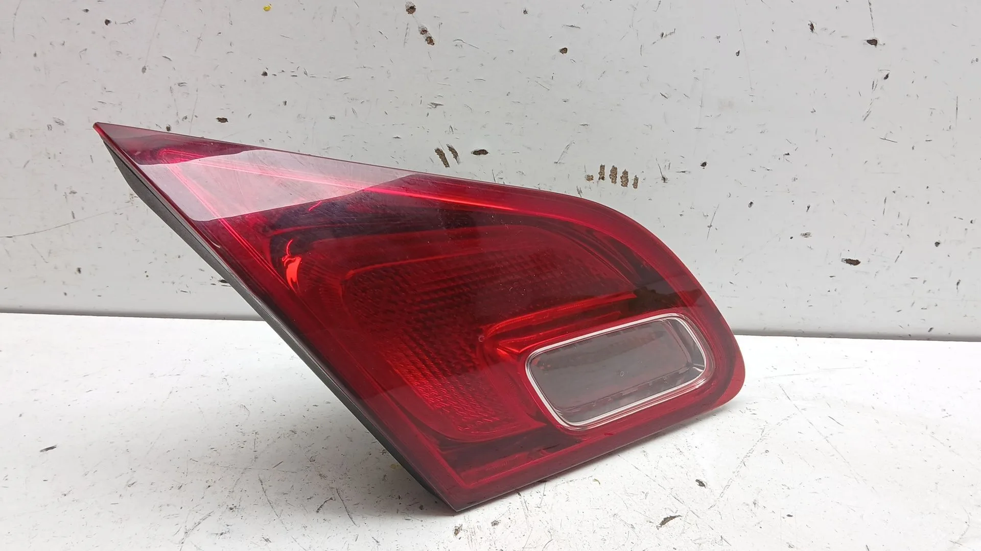 Piloto Trasero Izquierdo Interior para Opel Astra J (P10)