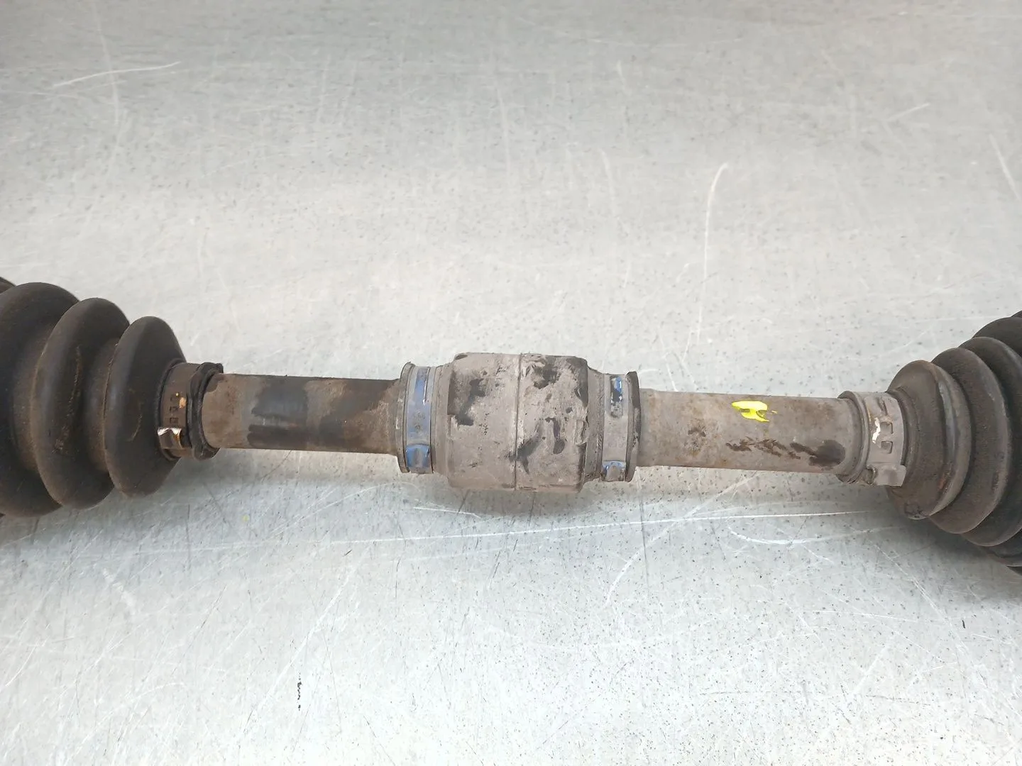 Transmision Delantera Izquierda para Mazda 3 (Bk)