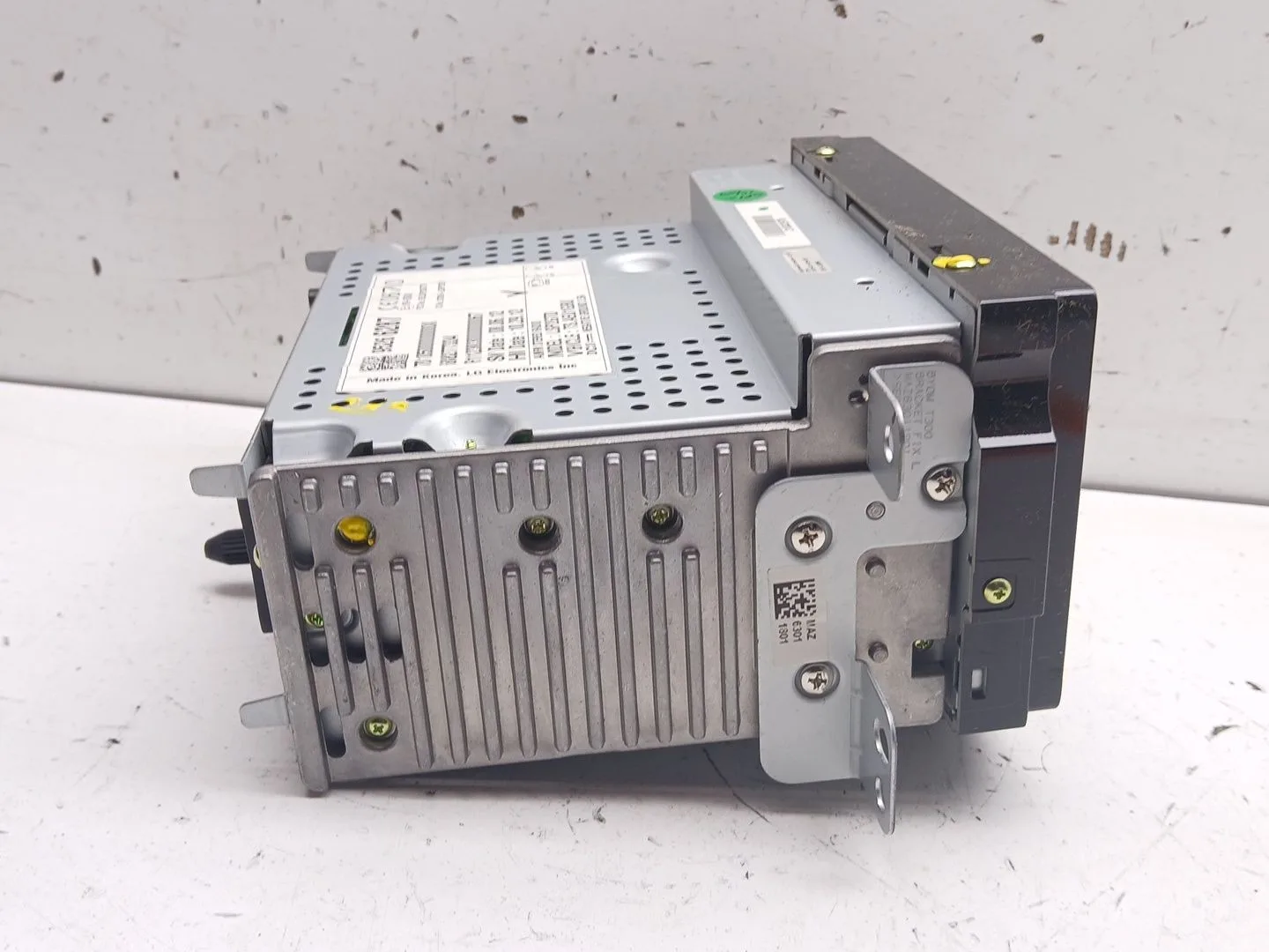 Pantalla Multifuncion para Chevrolet Aveo Sedan (T300)