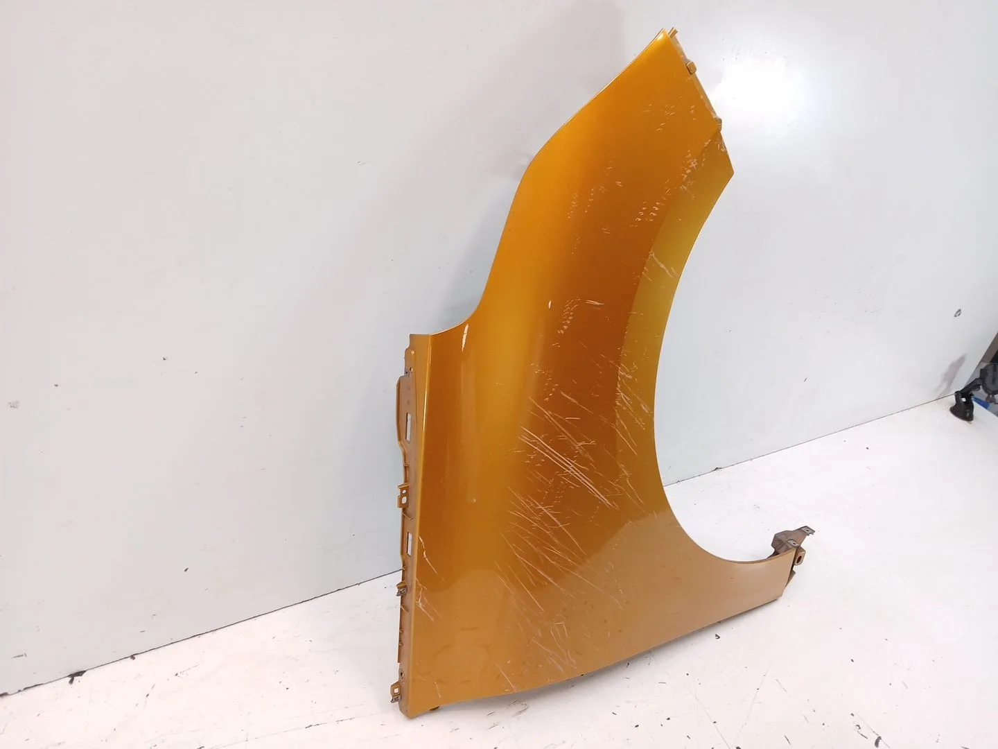 Aleta Delantera Derecha para Renault Scenic Iv (J9_)