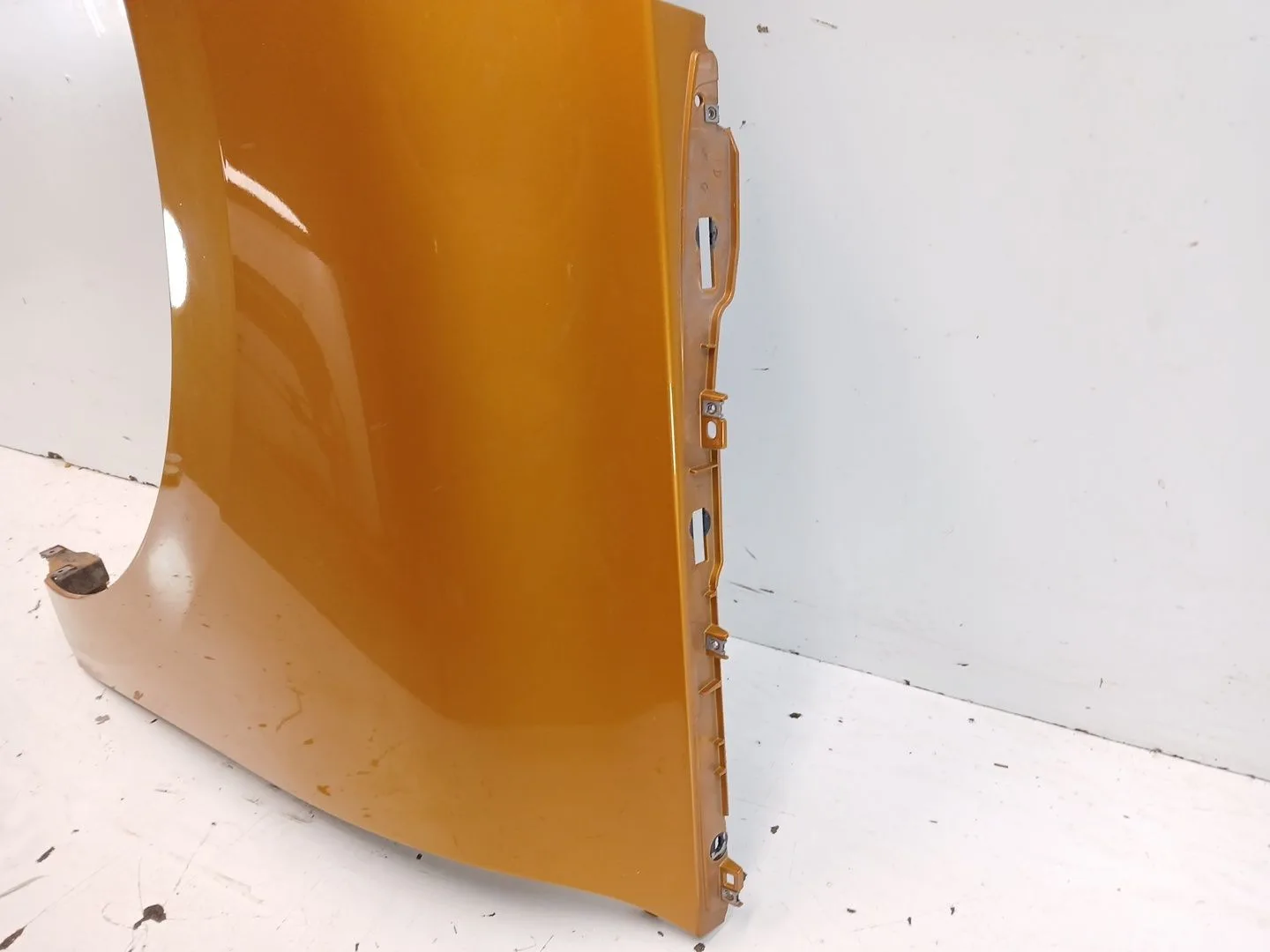 Aleta Delantera Izquierda para Renault Scenic Iv (J9_)