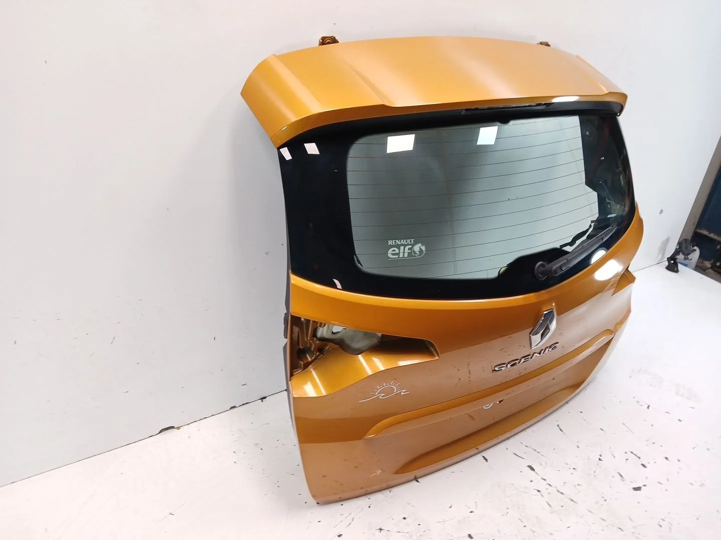 Porton Trasero para Renault Scenic Iv (J9_)