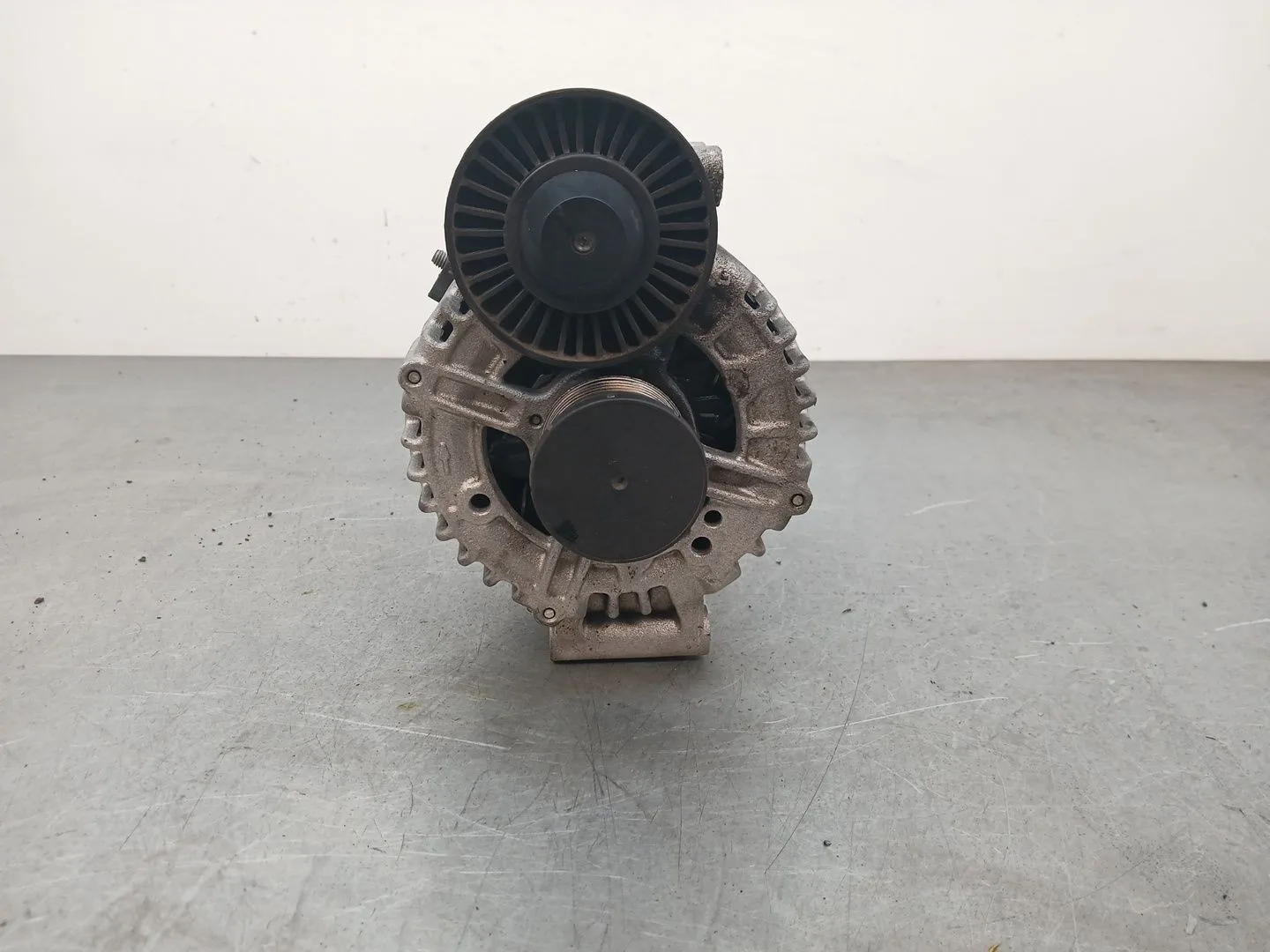 Alternador para Bmw 5 (E60)