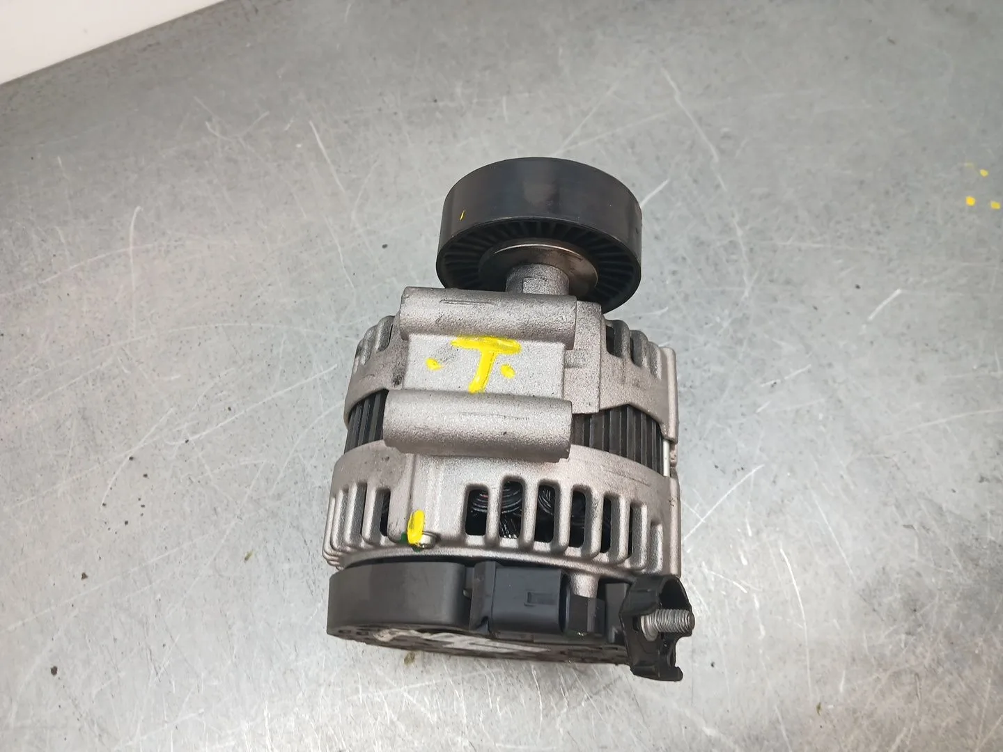 Alternador para Bmw 5 (E60)
