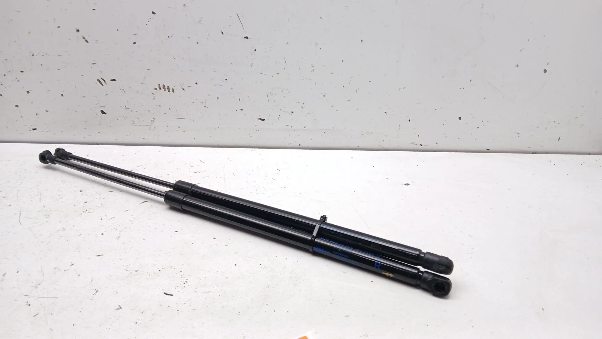 Amortiguadores Maletero / Porton para Nissan Juke (F16_)
