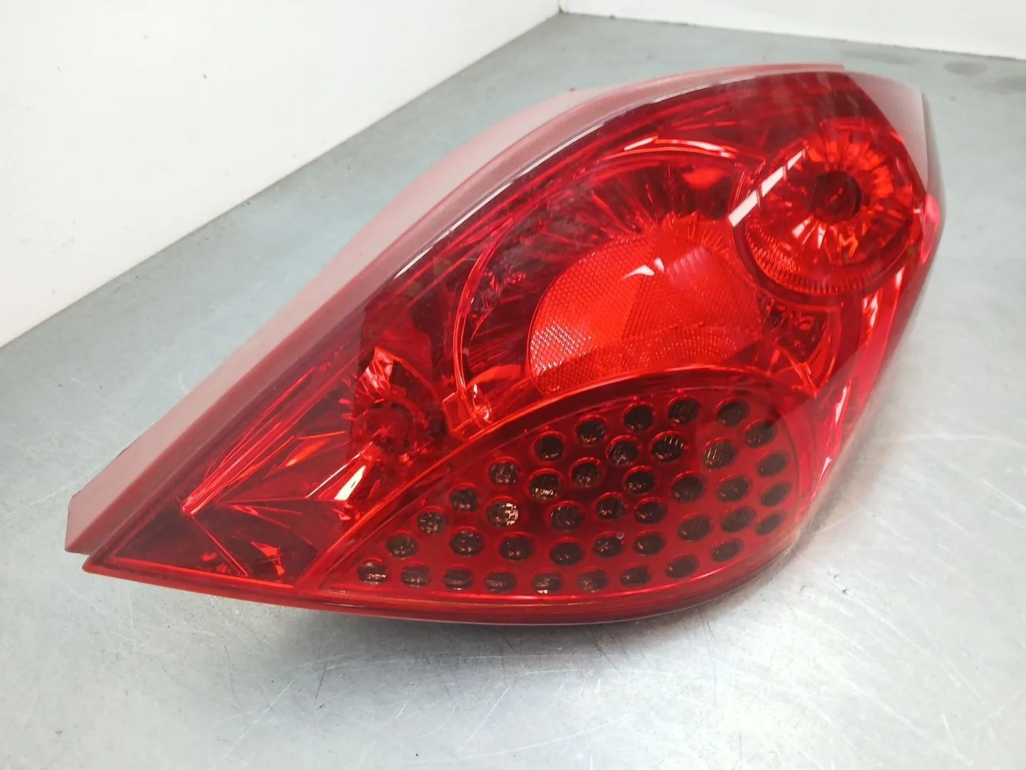 Piloto Trasero Derecho para Peugeot 207/207+ (Wa_, Wc_)