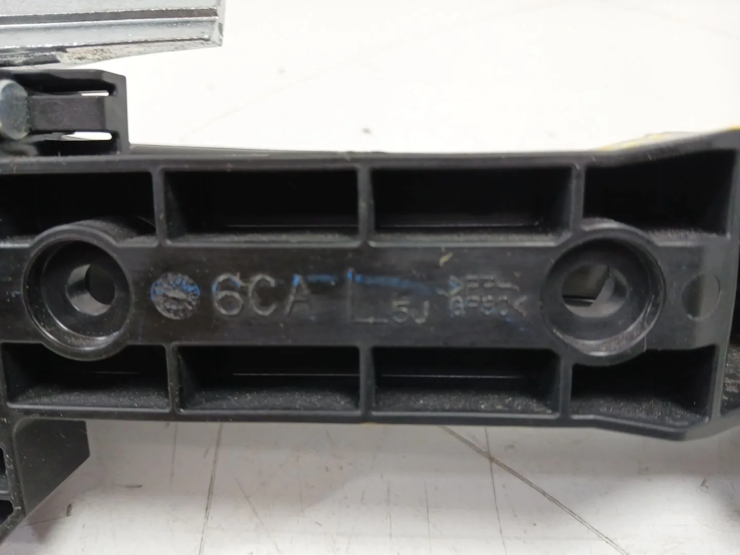 Maneta Exterior Delantera Izquierda para Nissan Juke (F16_)