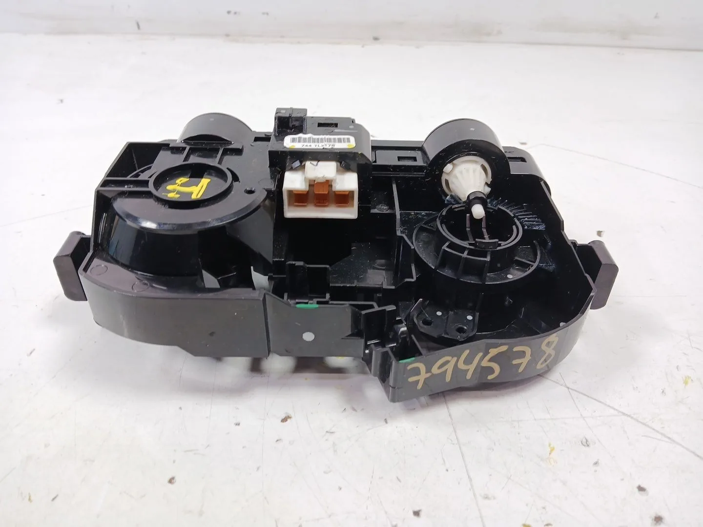 Mando Calefaccion / Aire Acondicionado para Nissan Juke (F16_)